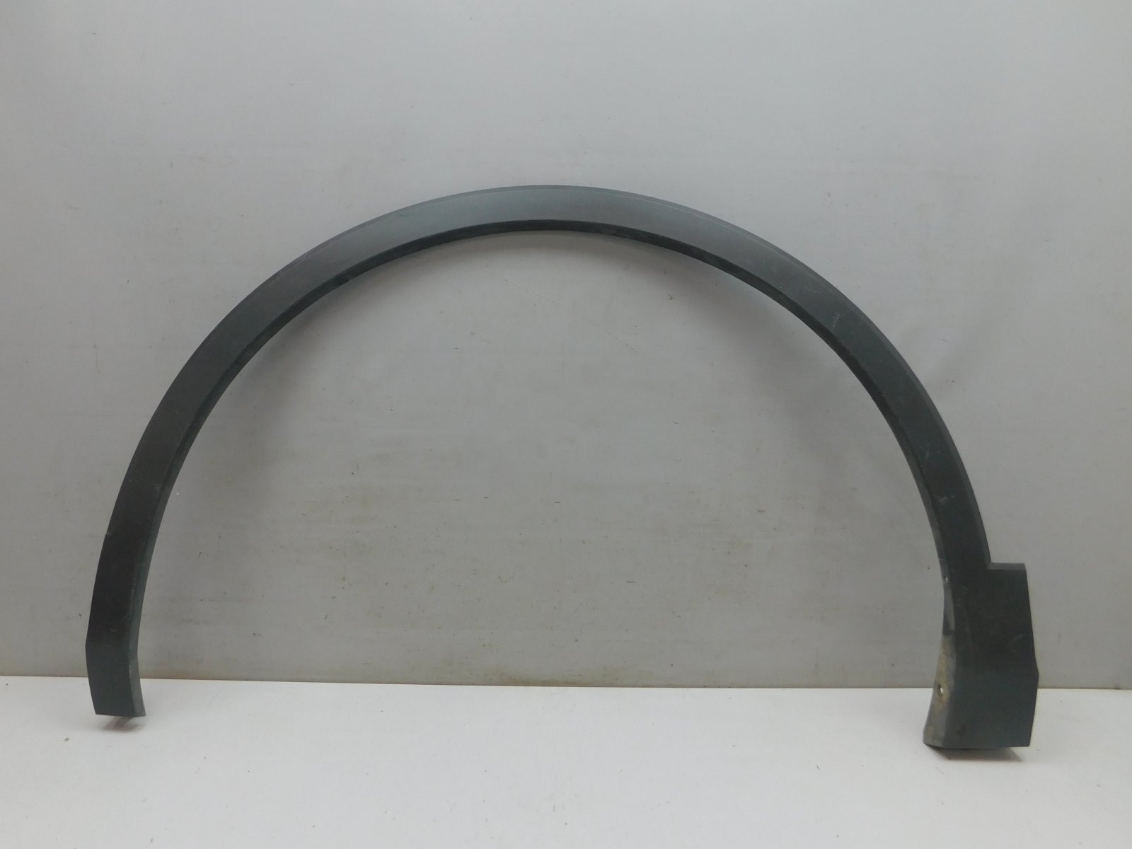 Накладка крыла переднего левого Volkswagen Tiguan 2017>