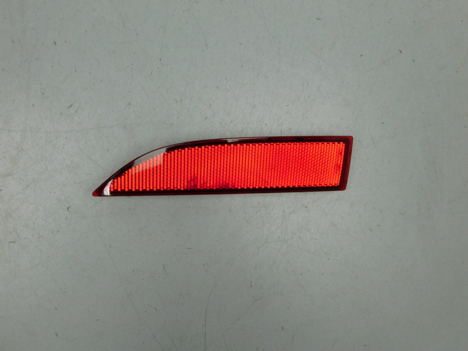 Фонарь задний в бампер левый Renault Logan II 2014>