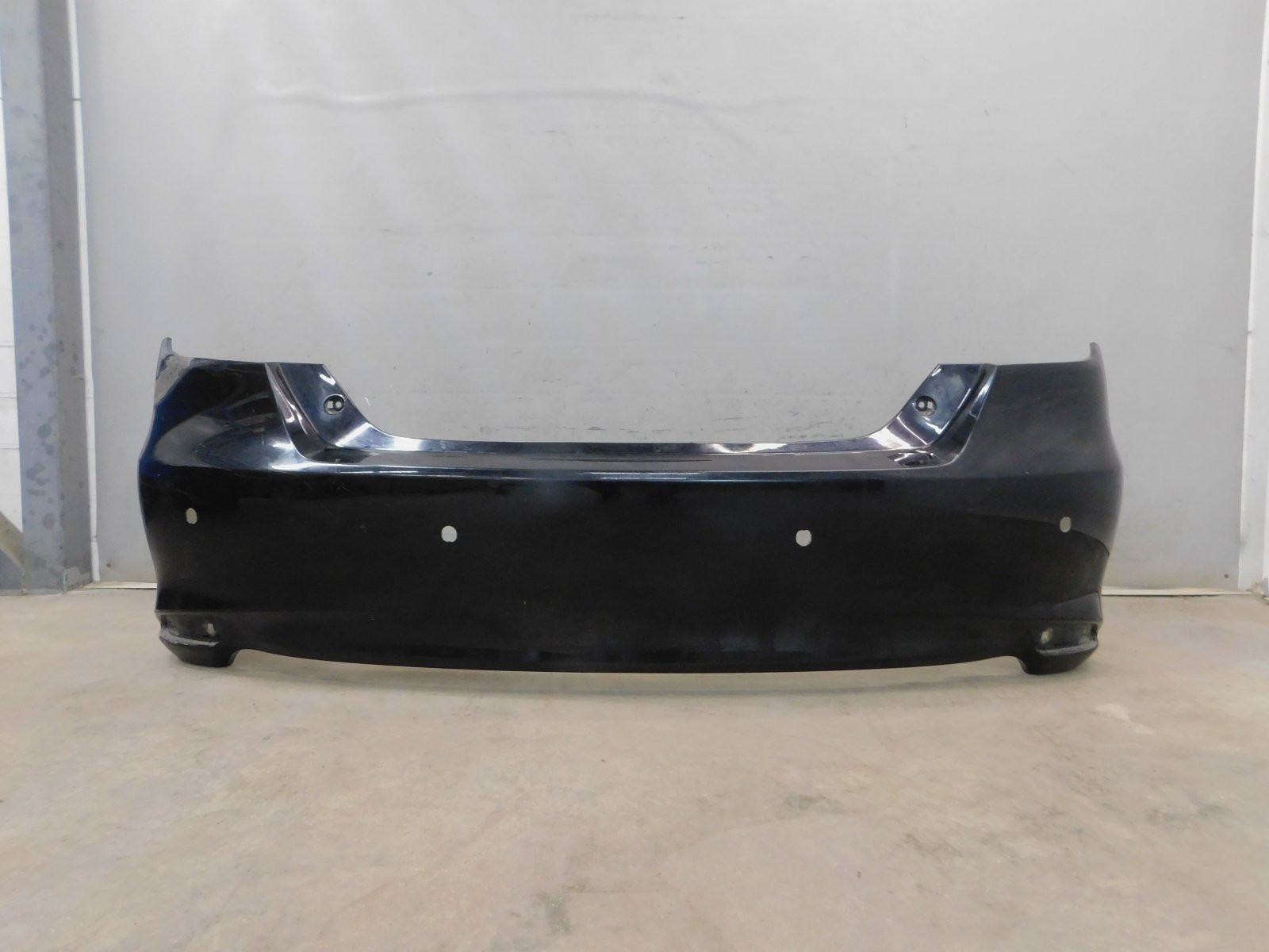 Бампер задний Toyota Camry V50 2011-2018