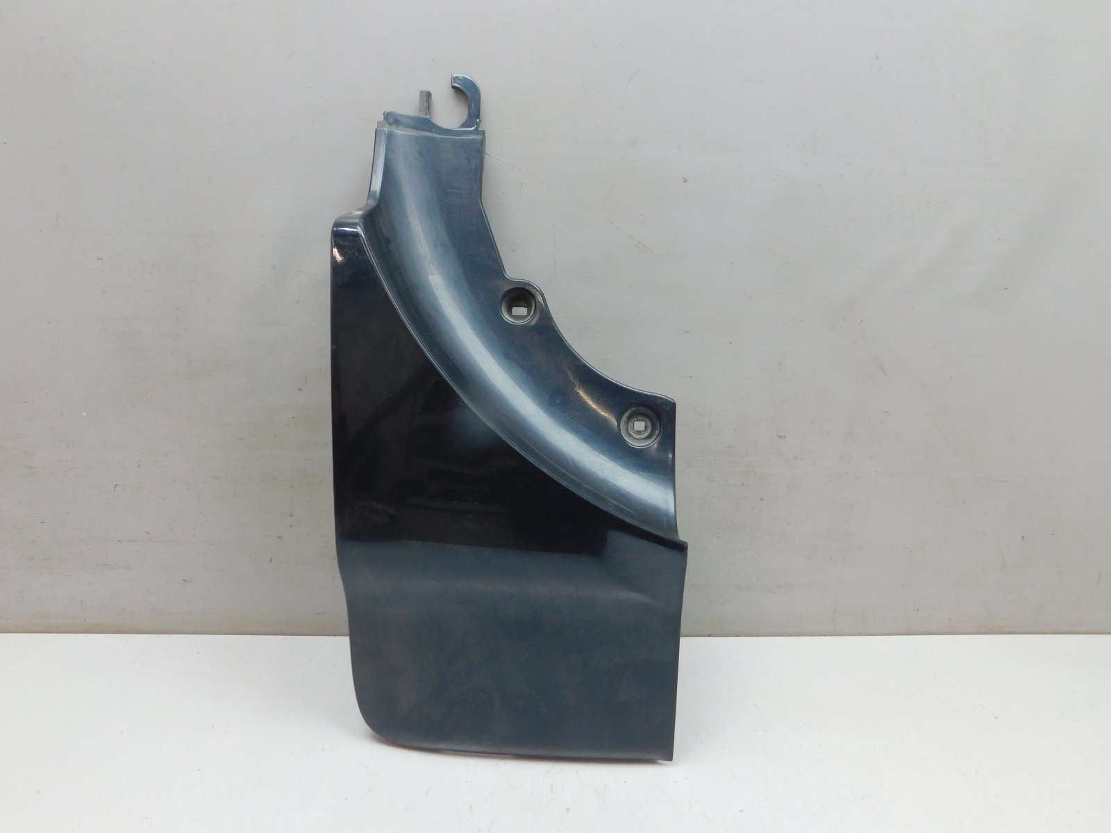 Накладка двери багажника Toyota RAV 4 2006-2013