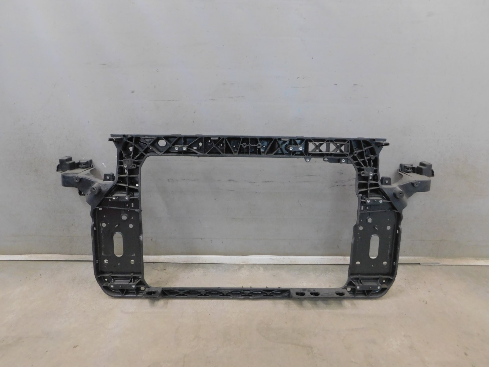 Панель передняя Kia Sportage 2010-2015