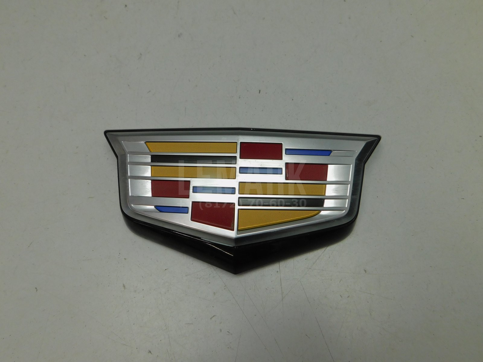 Эмблема Cadillac XT5 2016> 84227272