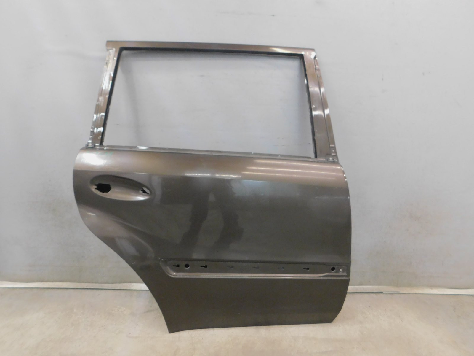 Дверь задняя правая Mercedes-Benz GL-klasse X164 2006-2012