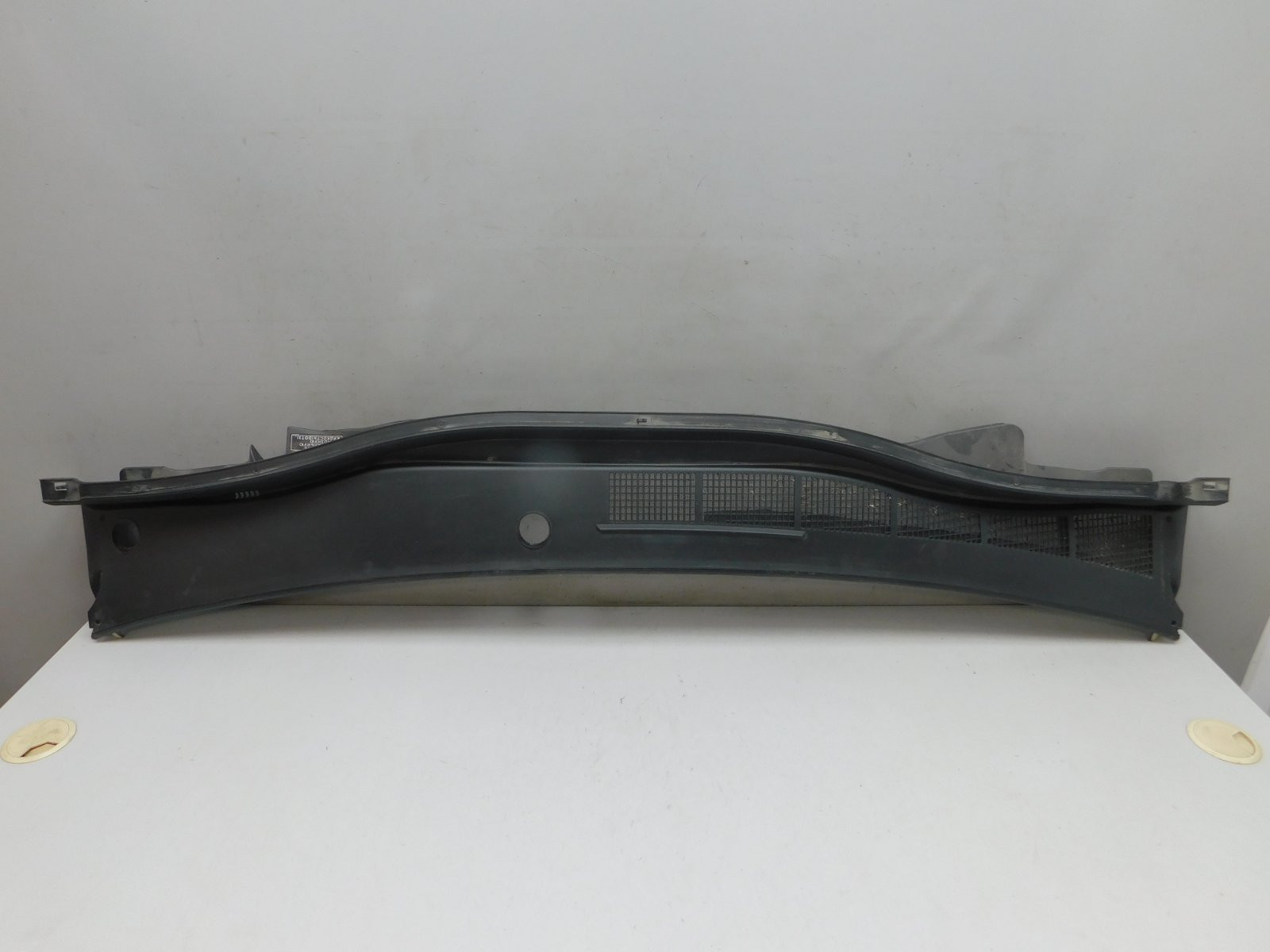 Решетка стеклооч. (планка под ло Toyota Camry V50 2011-2018