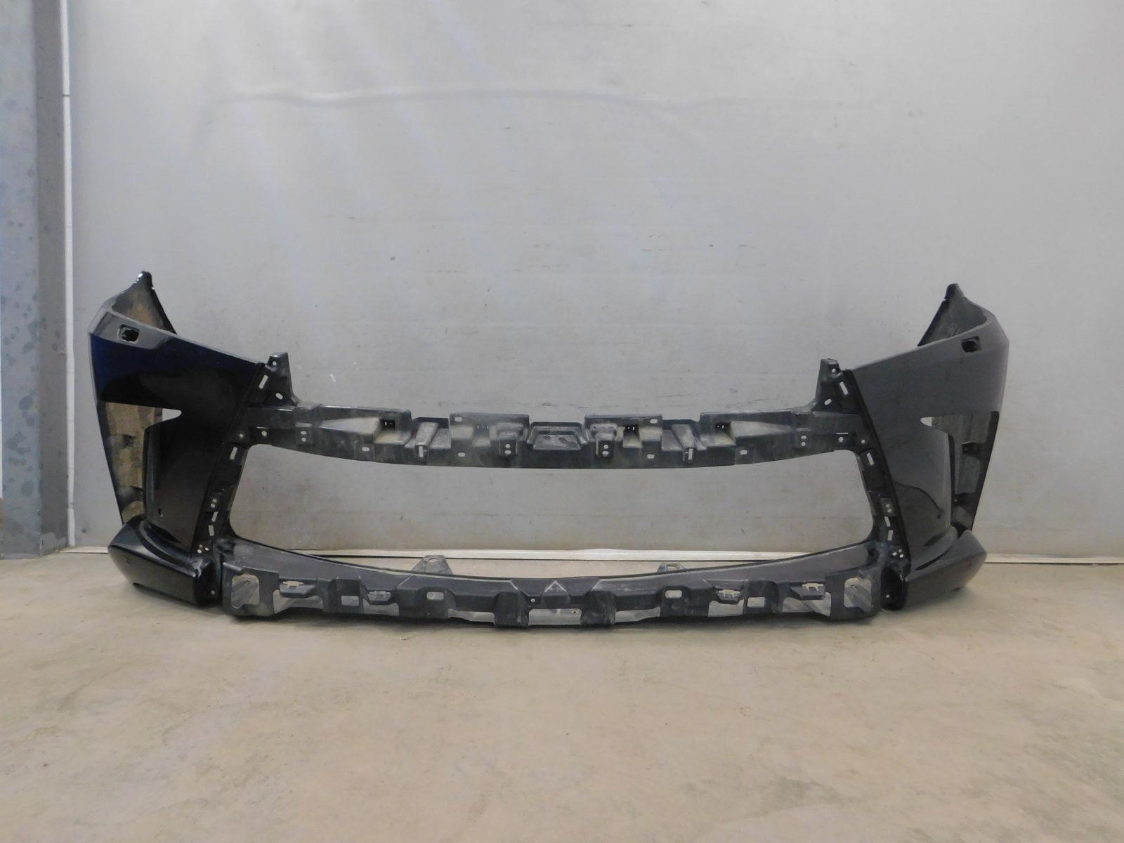 Бампер передний Lexus LX 570 (URJ200) 2007>