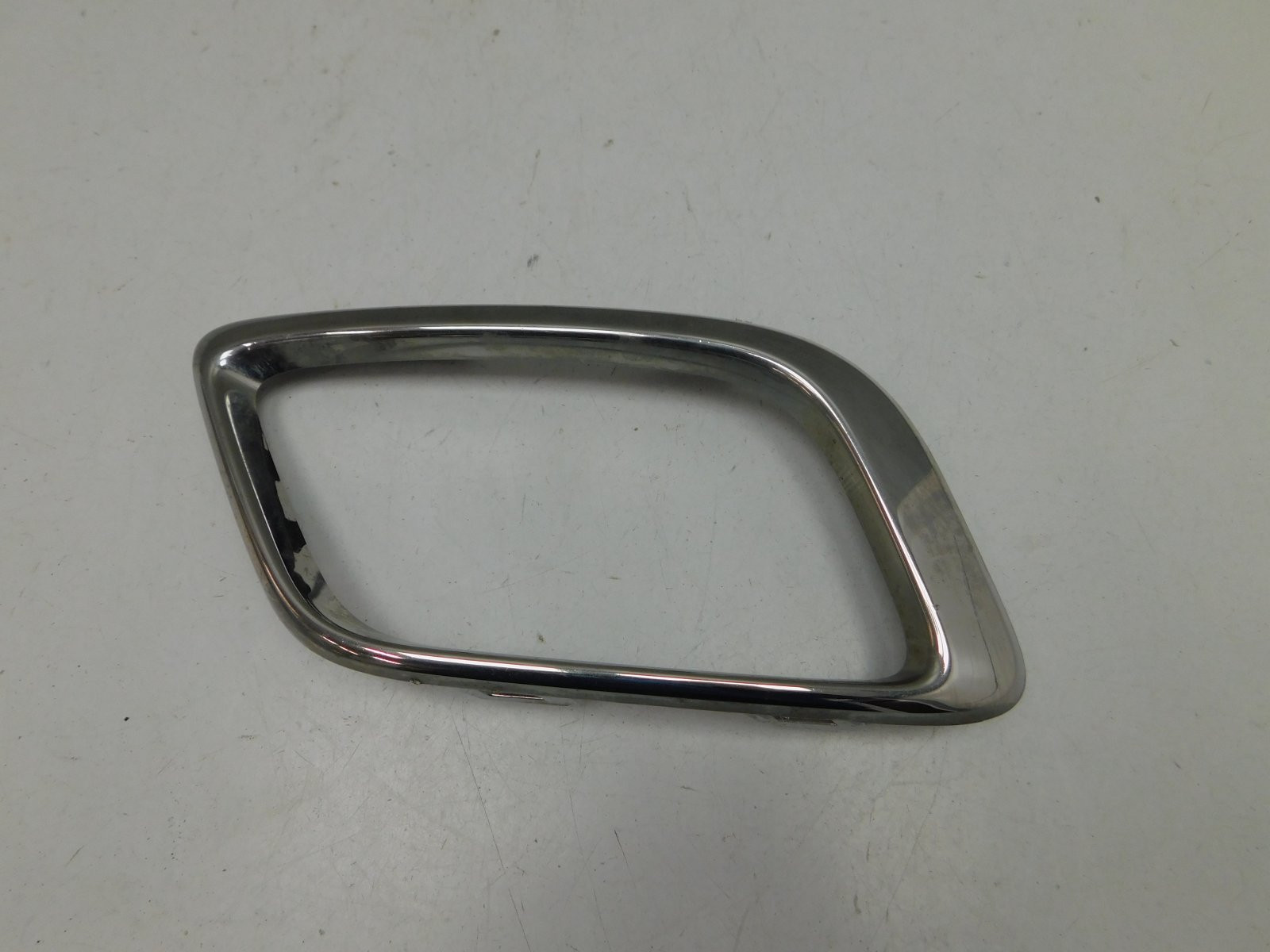 Рамка для противотуманных фар Renault Logan II 2014>