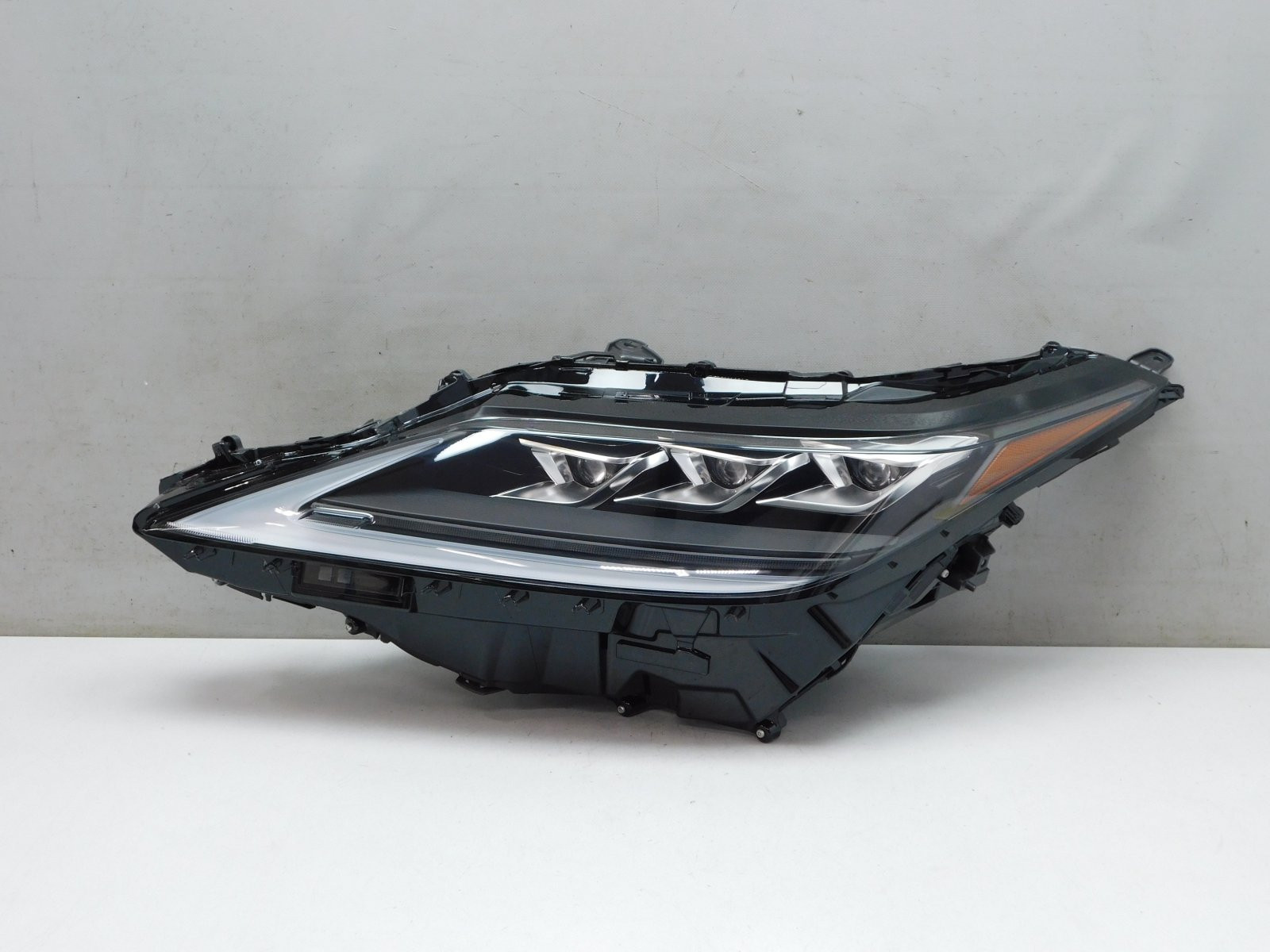 Фара левая Lexus RX IV 2015>