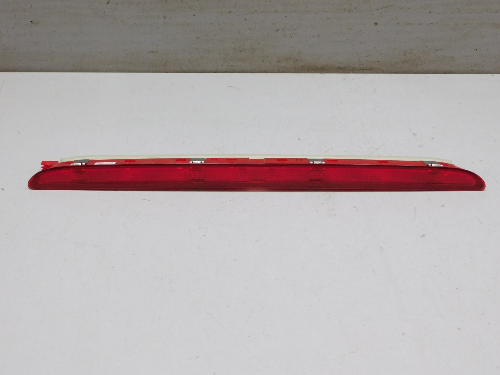 Фонарь задний (стоп сигнал) Volkswagen Touareg 2010>