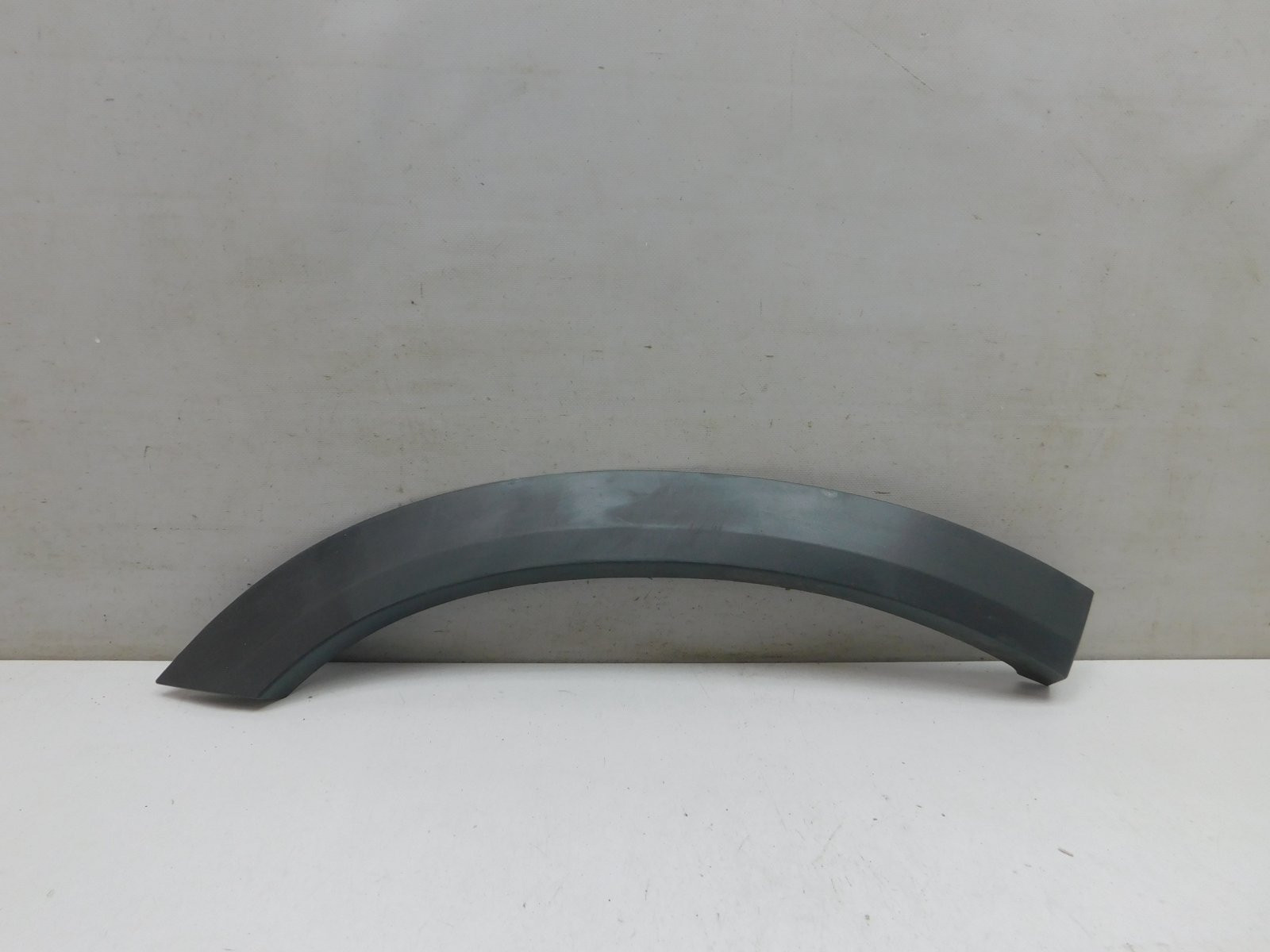 Накладка двери задней правой Geely Monjaro 2021>