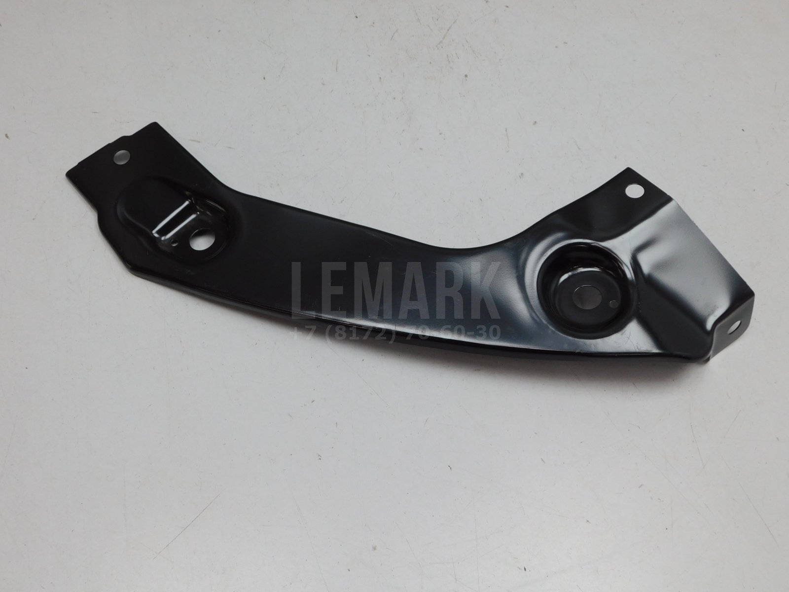 Панель передняя Volkswagen Scirocco 2008> Volkswagen 1K8805932