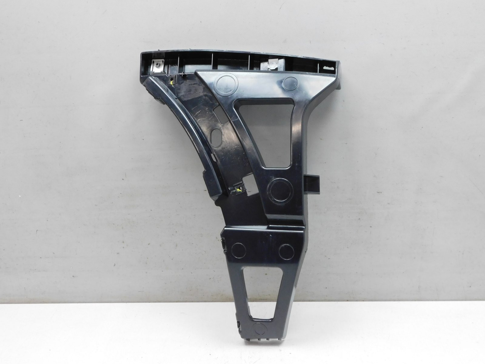 Кронштейн переднего бампера Ford Transit 2014>