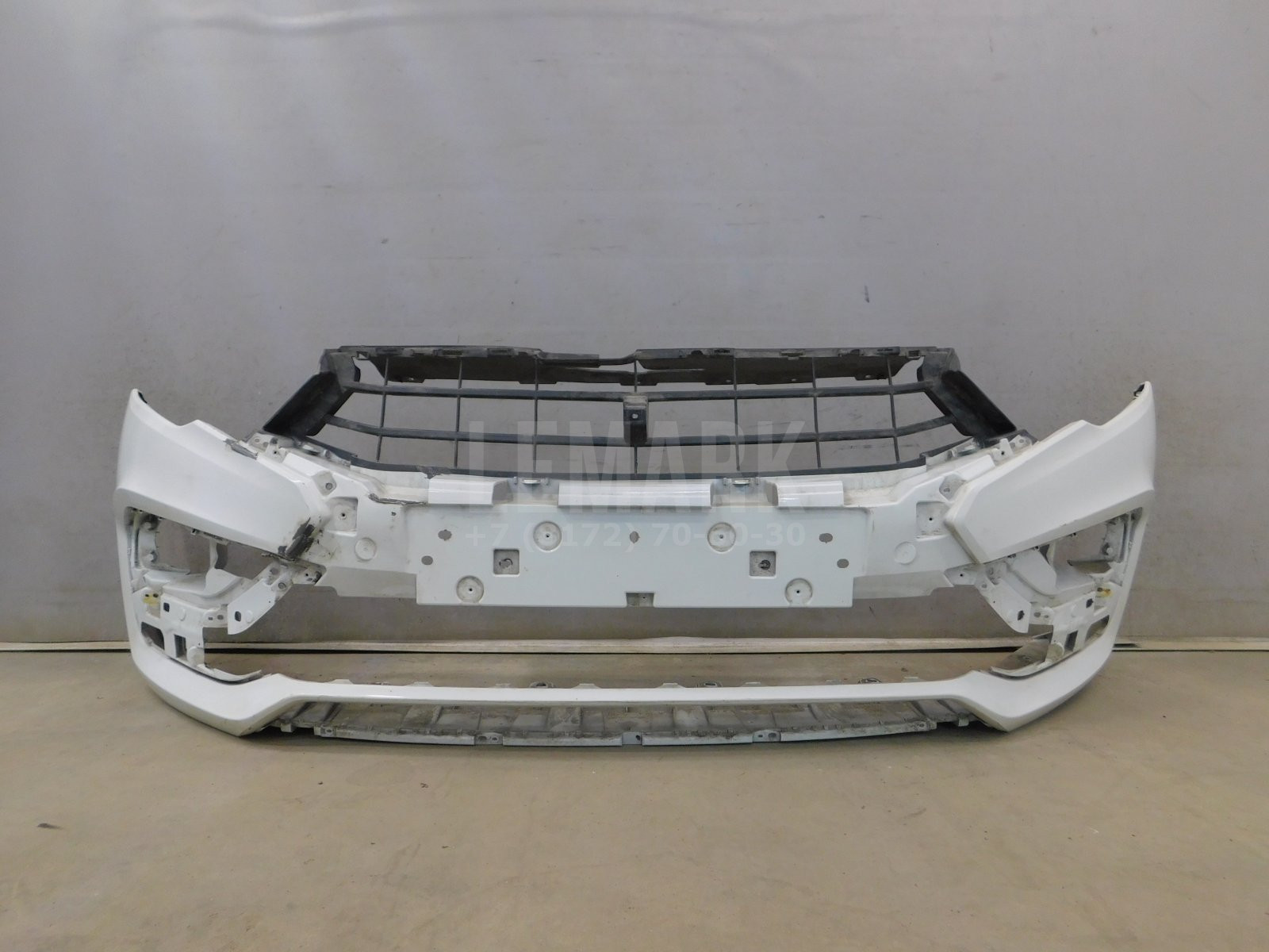 Бампер передний VAZ Vesta 2015> 8450040054