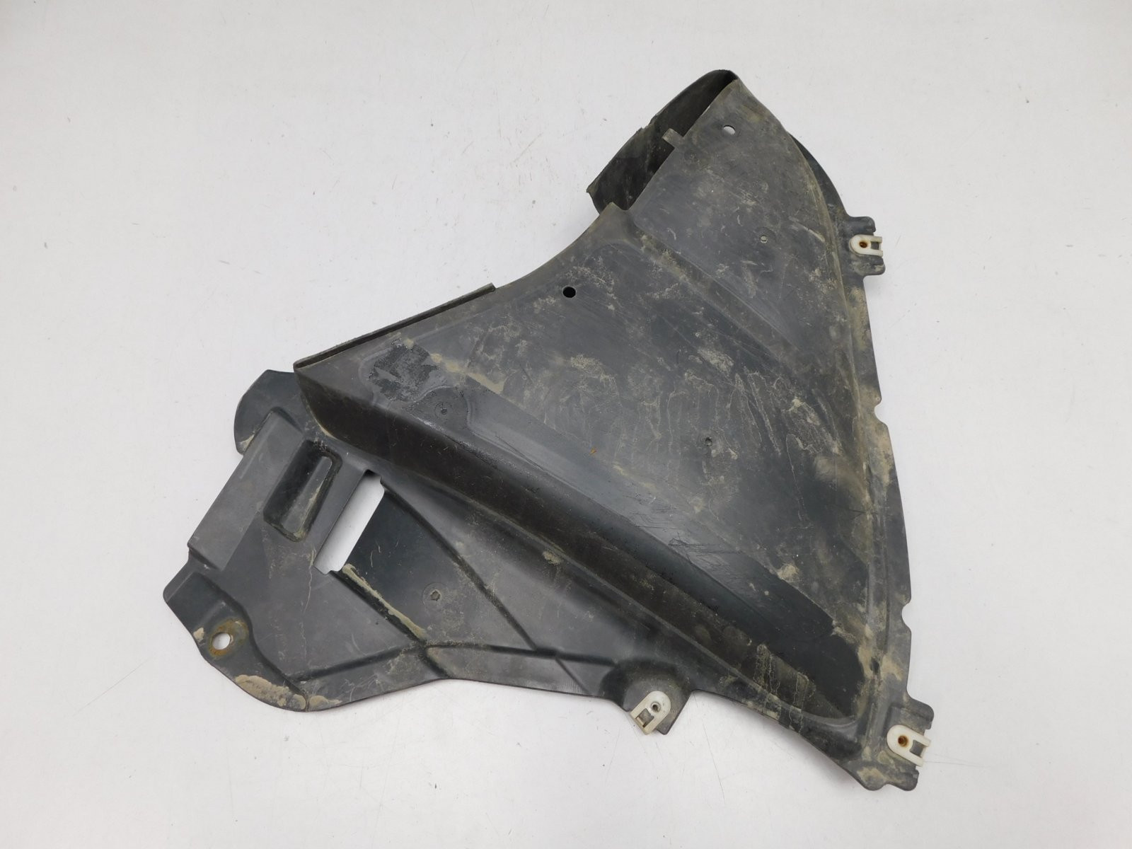 Пыльник BMW 5-серия G30 2016>