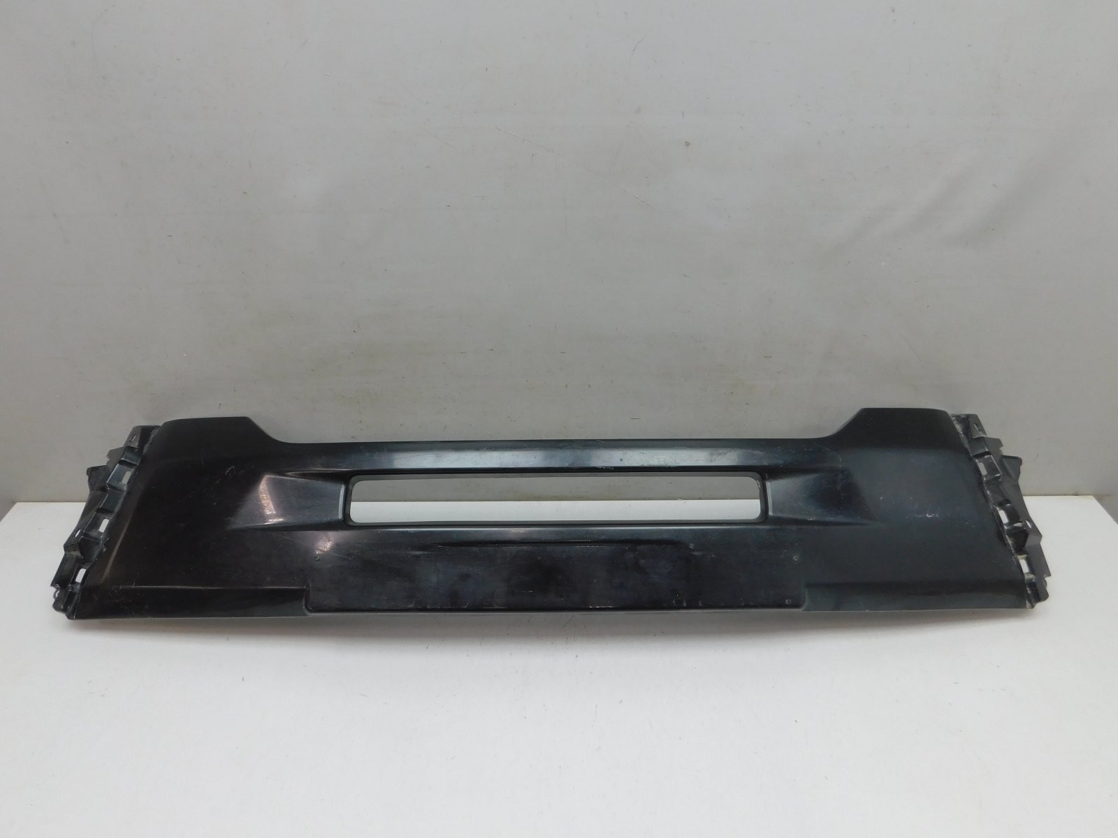 Накладка переднего бампера Mitsubishi Outlander 2012>