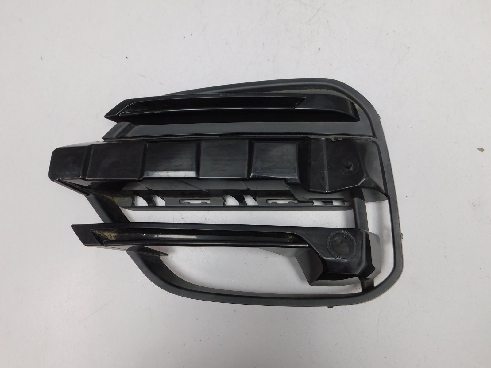 Решетка в бампер левая BMW X3 G01 2017>