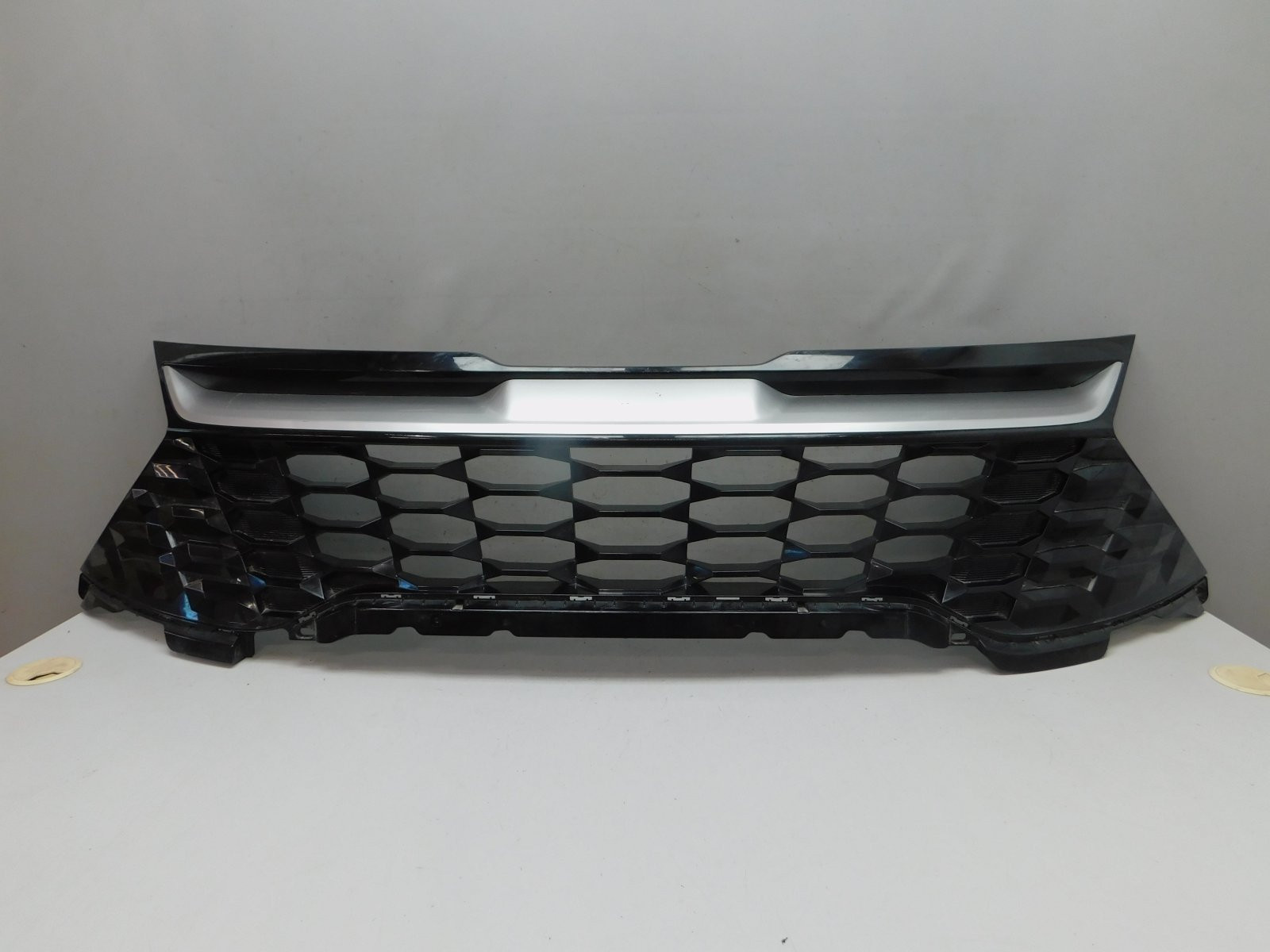 Решетка радиатора Kia Sportage 2021>