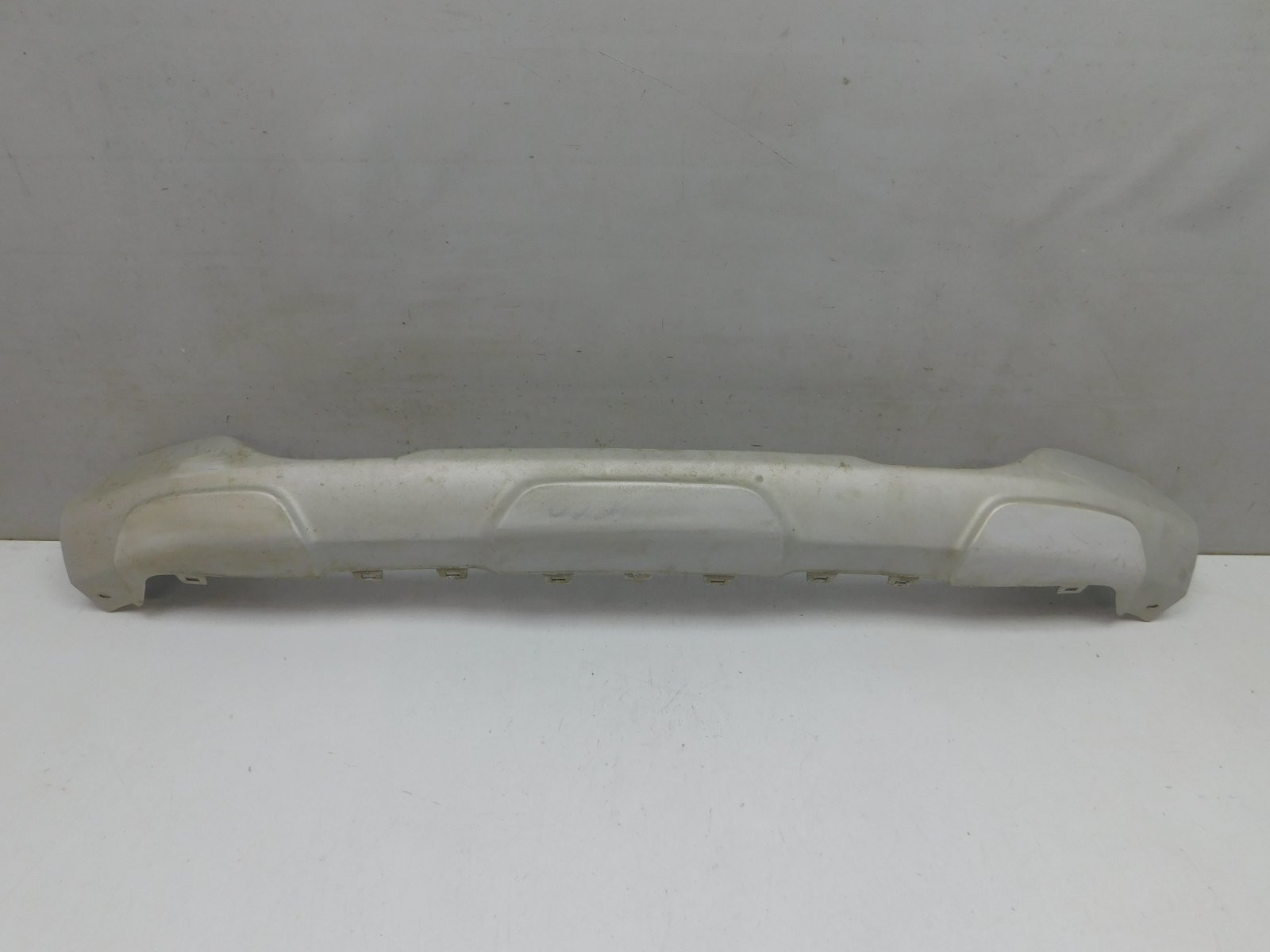 Накладка переднего бампера Renault Sandero 2014>