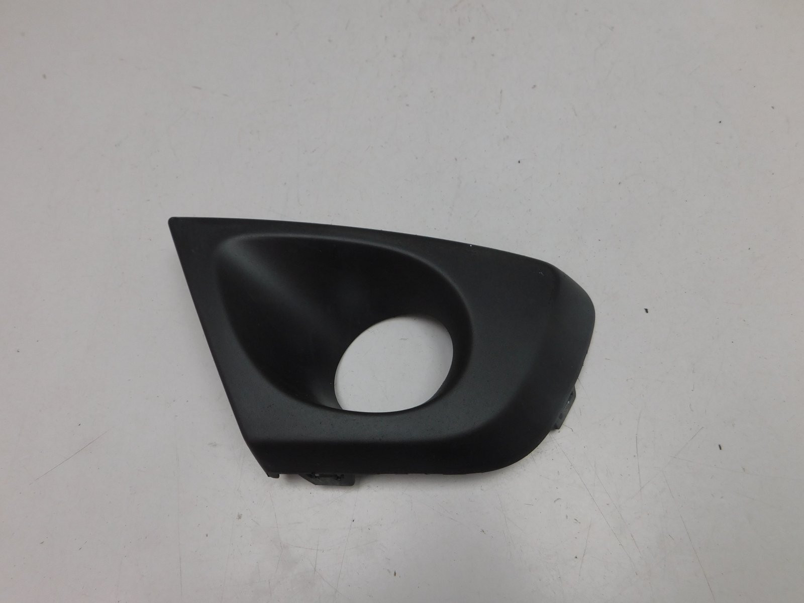 Рамка для противотуманных фар Renault Duster 2011>