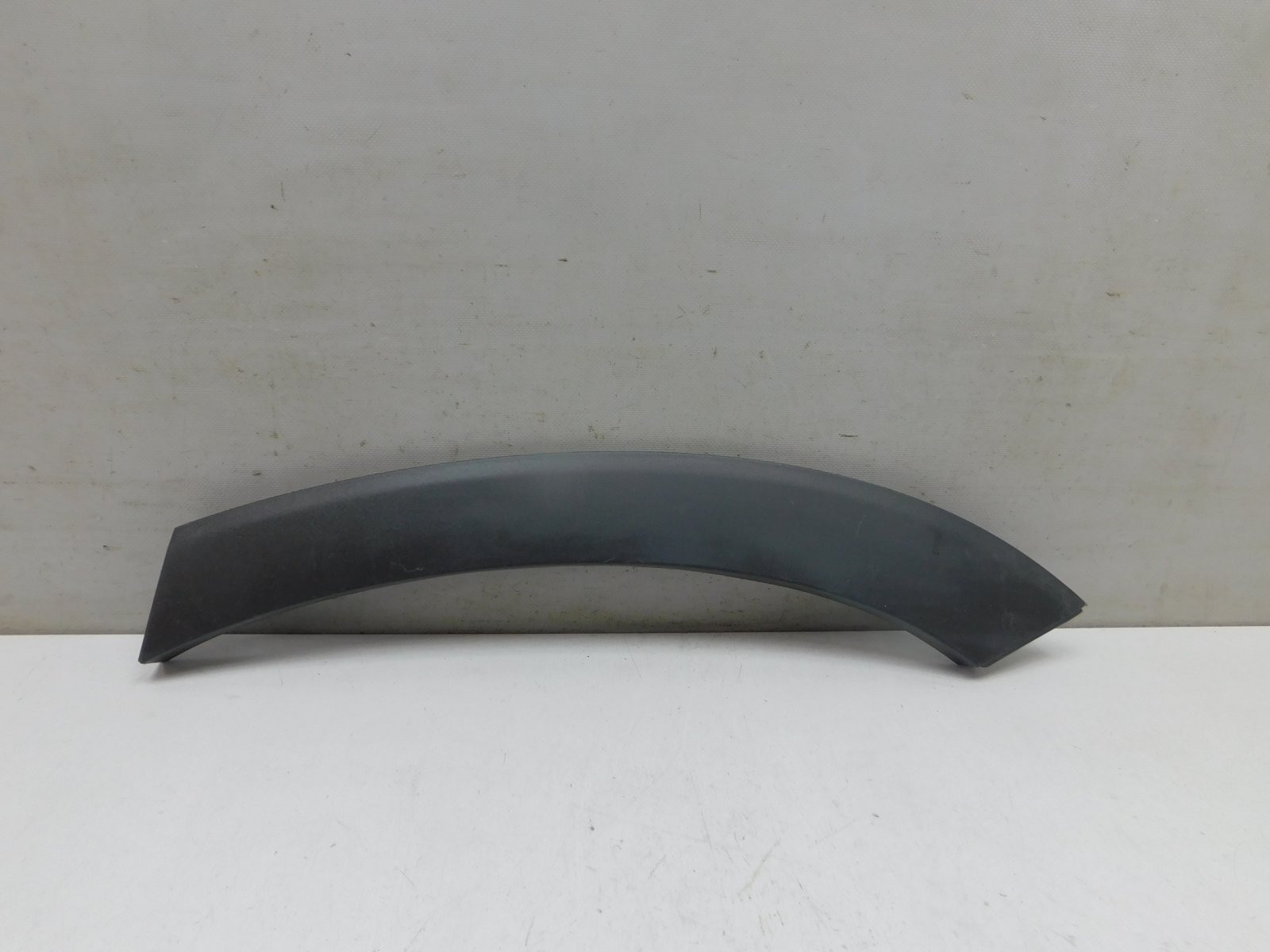 Накладка крыла заднего  левого Hyundai Santa Fe (TM) 2018>