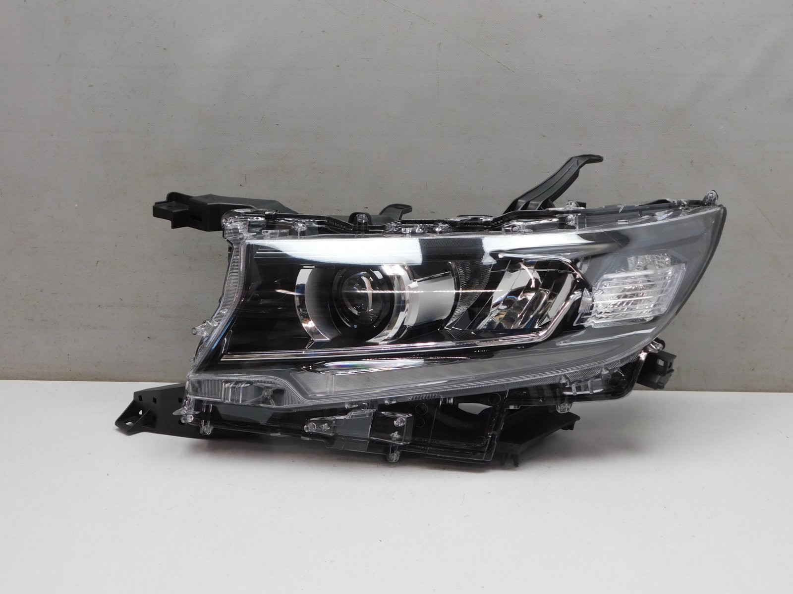 Фара левая Toyota Land Cruiser (150)/Prado 2009>