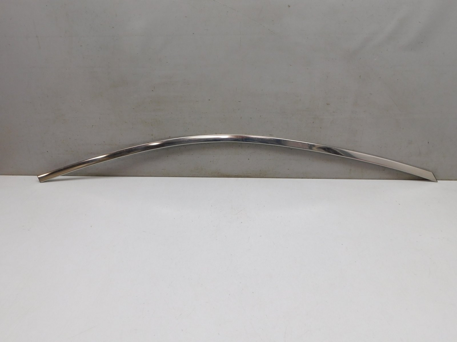 Молдинг двери передней правой Geely Coolray I 2020>