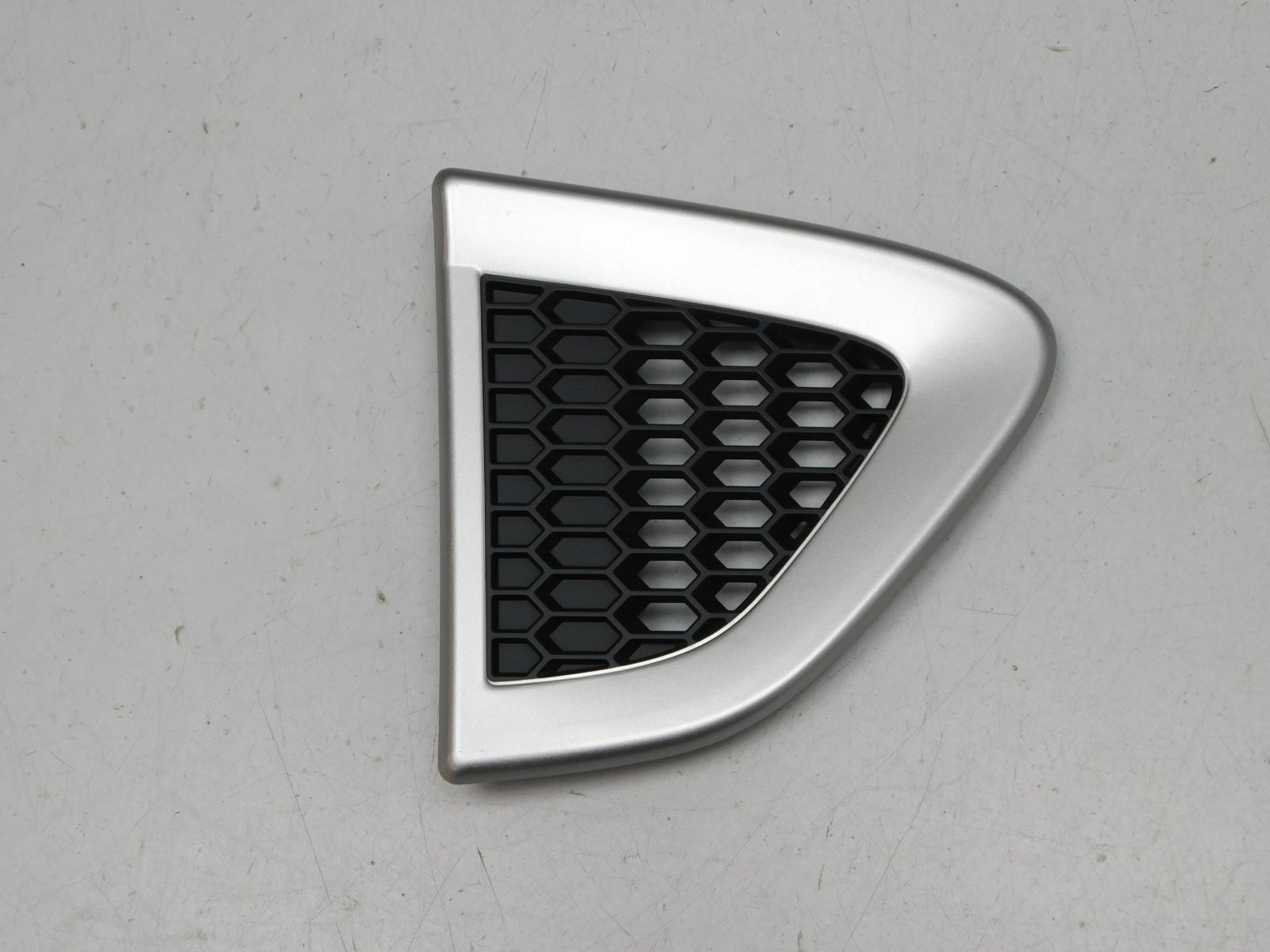 Накладка крыла переднего правого Chevrolet Captiva 2006>