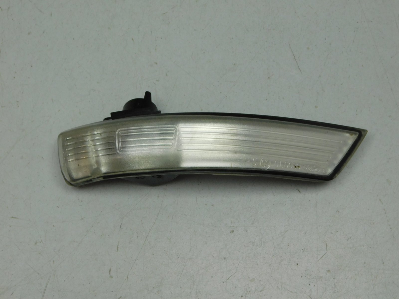 Повторитель указателя поворота Ford Focus II 2008-2011