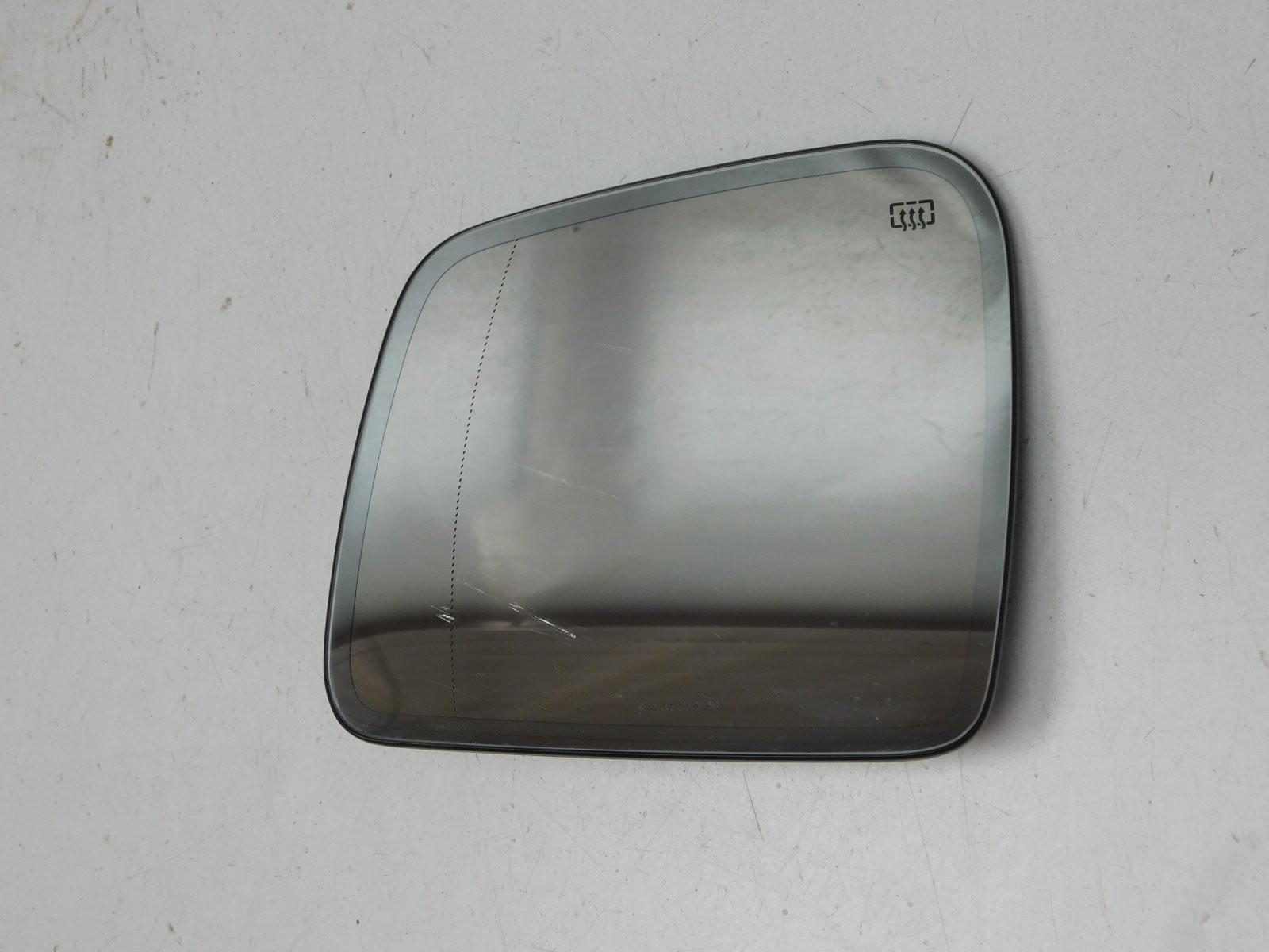 Стекло зеркала левого Jeep Grand Cherokee (WK2) 2010>
