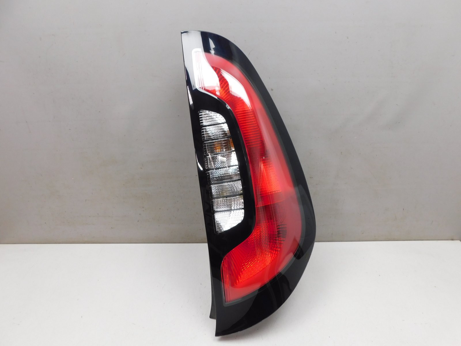 Фонарь задний правый Kia Soul 2014-2019