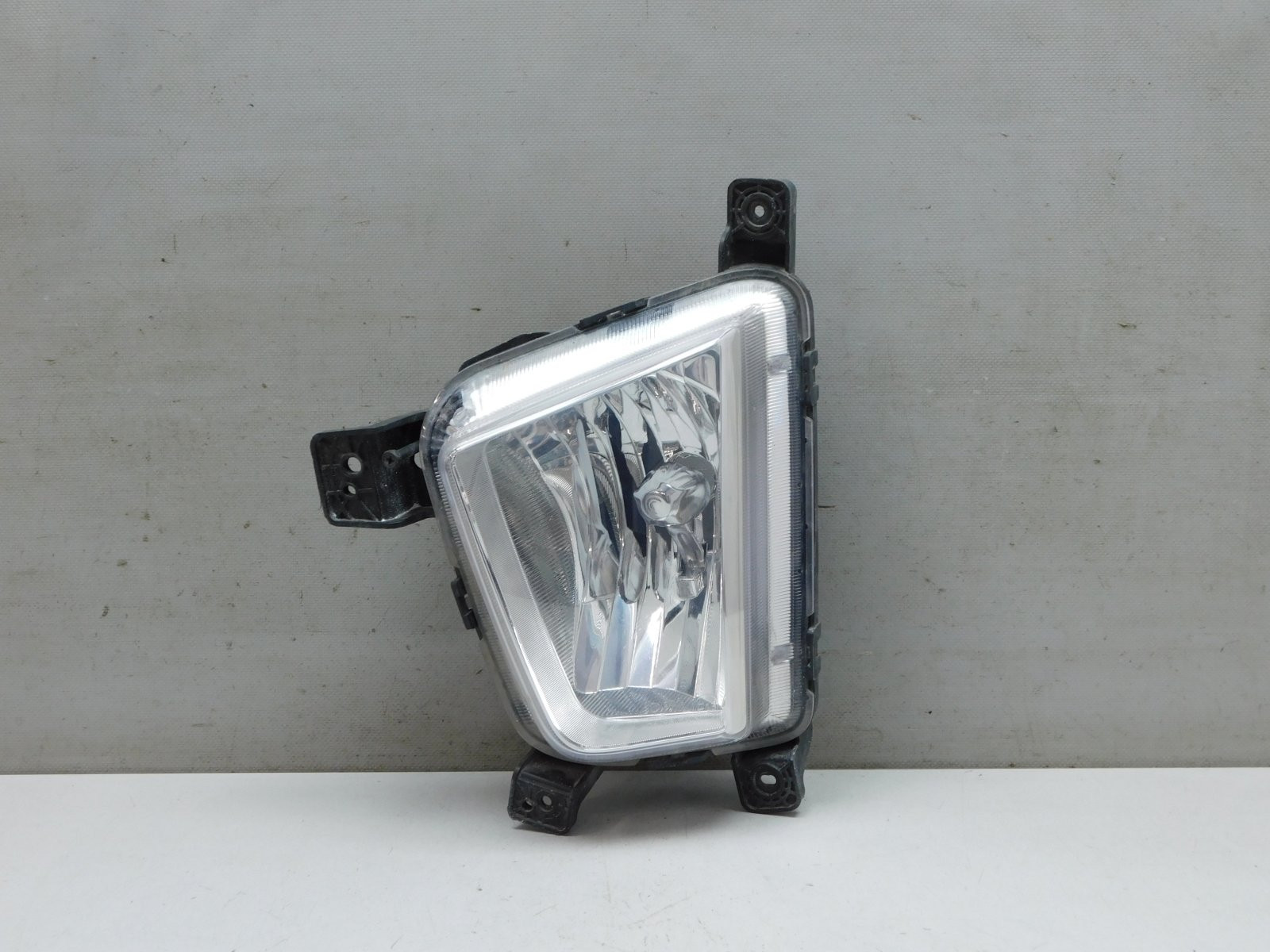 Фара противотуманная левая Hyundai Creta 2016>