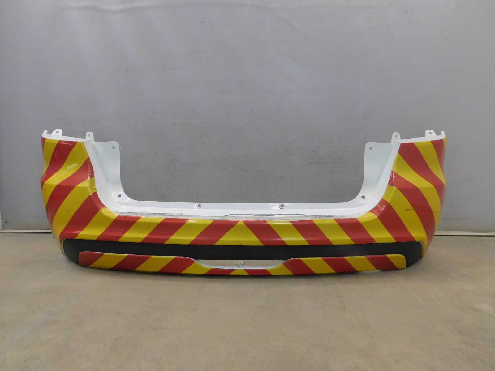 Бампер задний VAZ Lada Granta 2011>