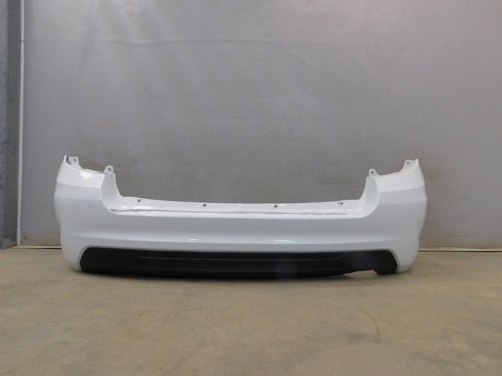 Бампер задний VAZ Lada Granta 2011>