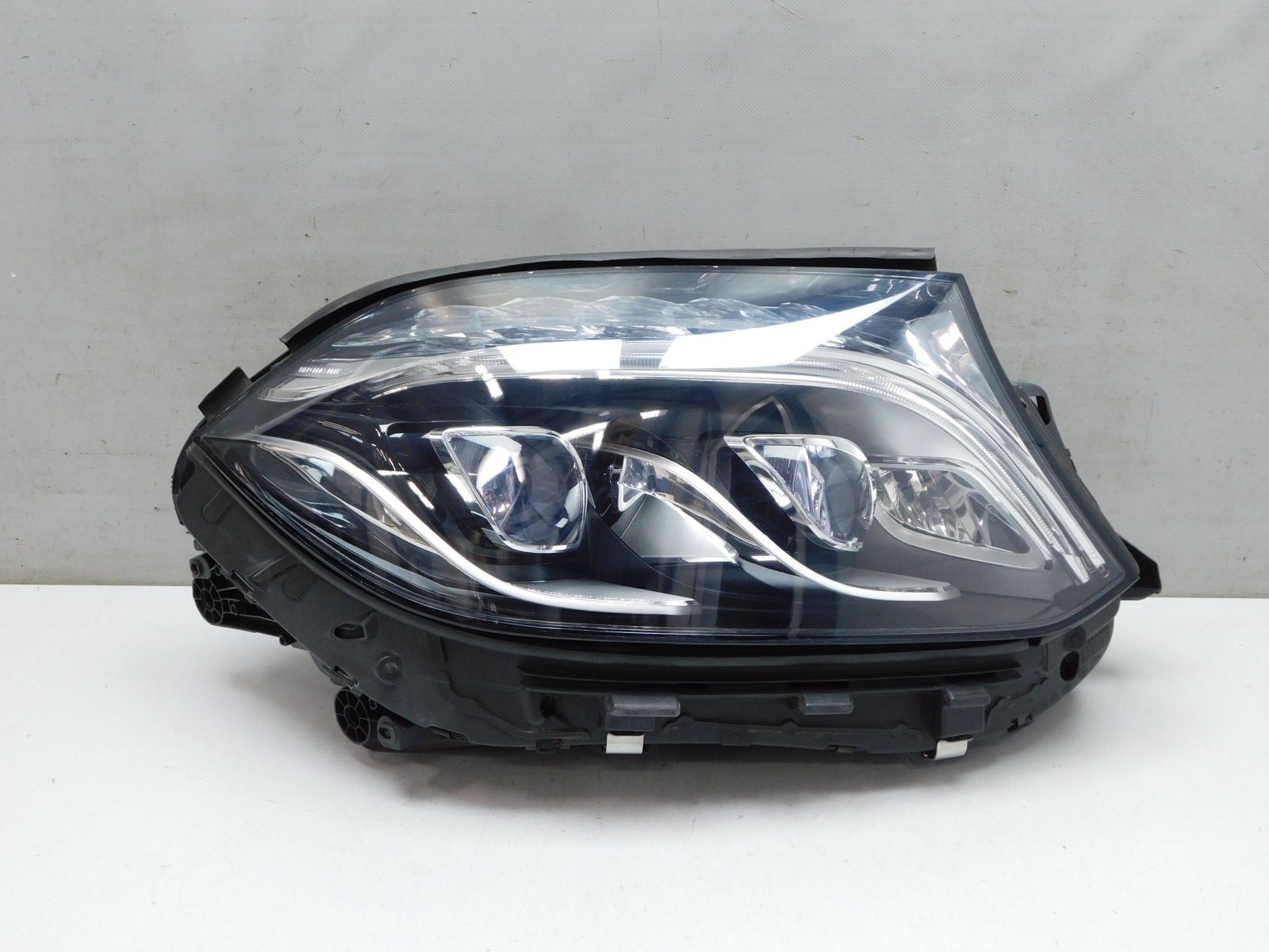 Фара правая Mercedes-Benz GL/GLS-klasse X166 2012>