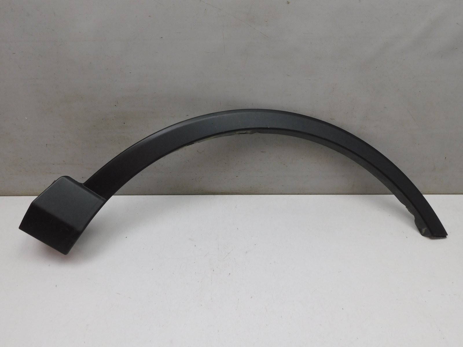 Накладка крыла переднего правого Toyota RAV 4 2013-2019