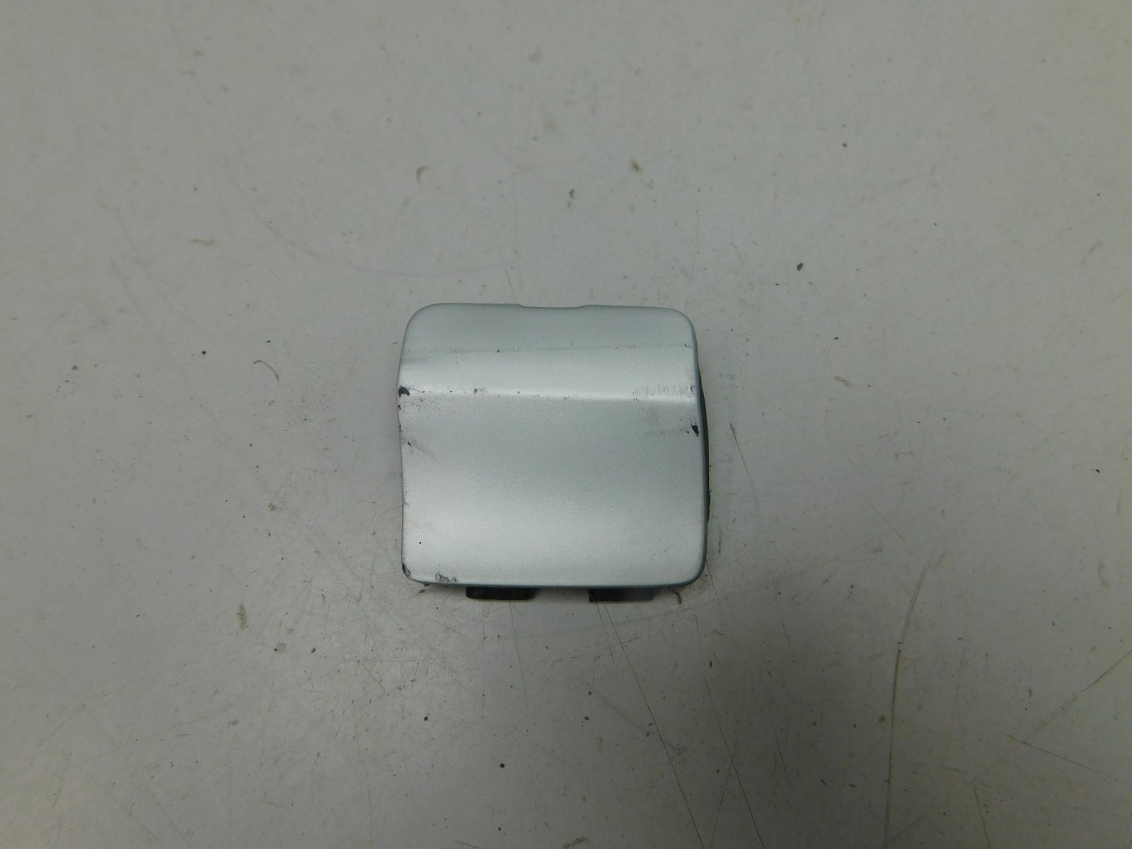 Заглушка буксировочного крюка Geely Atlas Pro 2021>