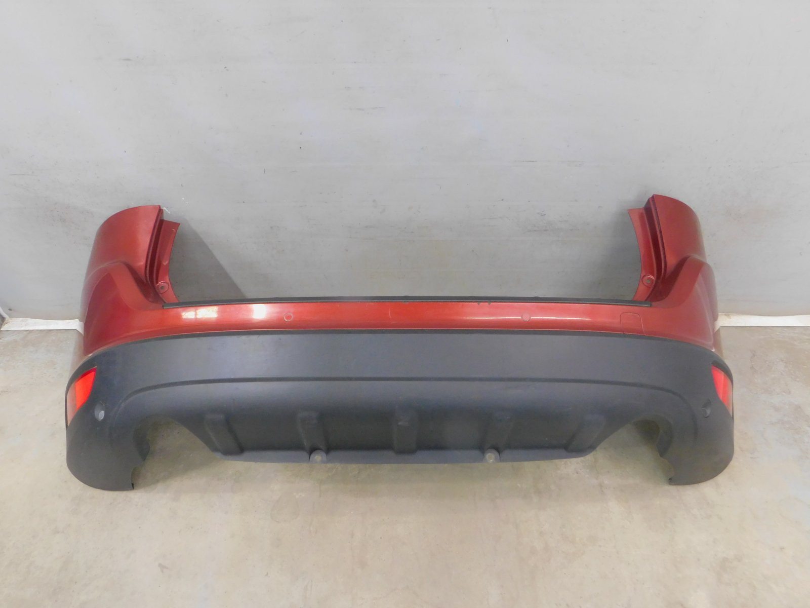 Бампер задний Volvo XC60 2008-2017