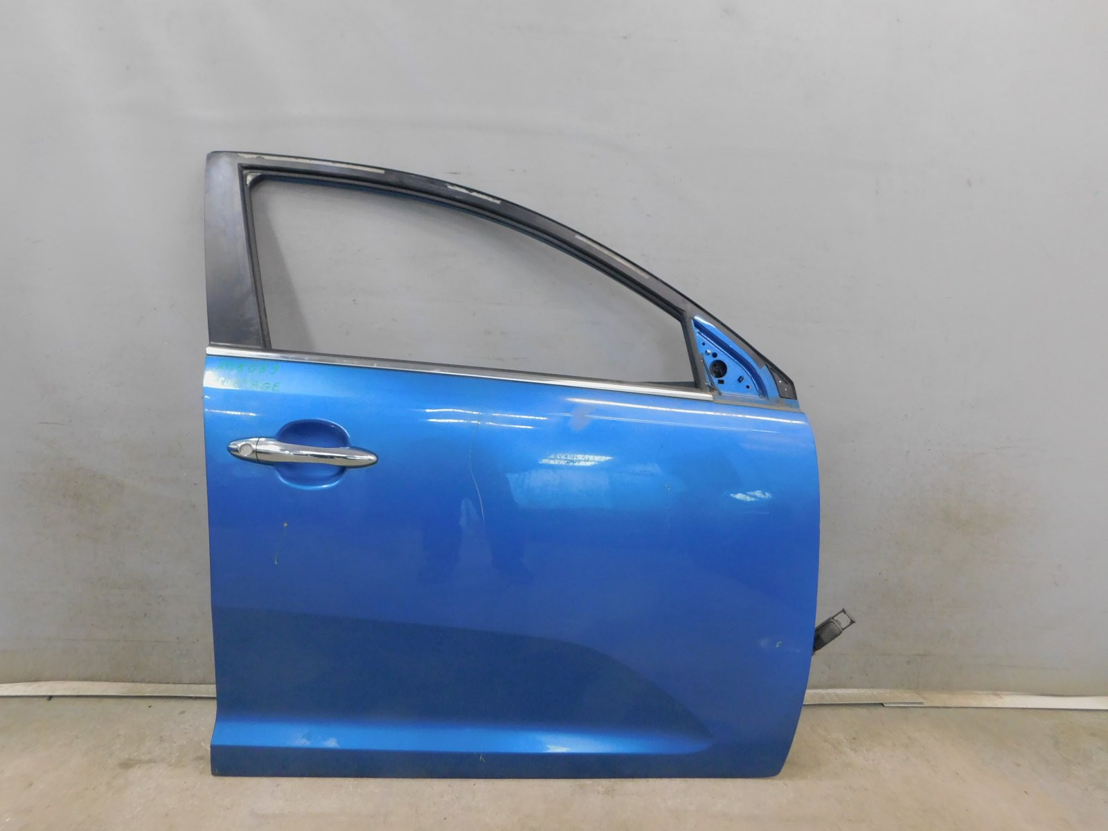 Дверь передняя правая Kia Sportage 2010-2015