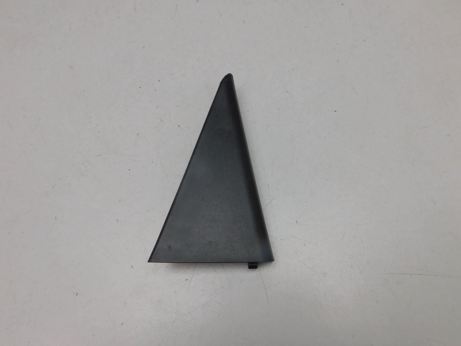 Накладка двери задней правой Kia Soul 2014-2019