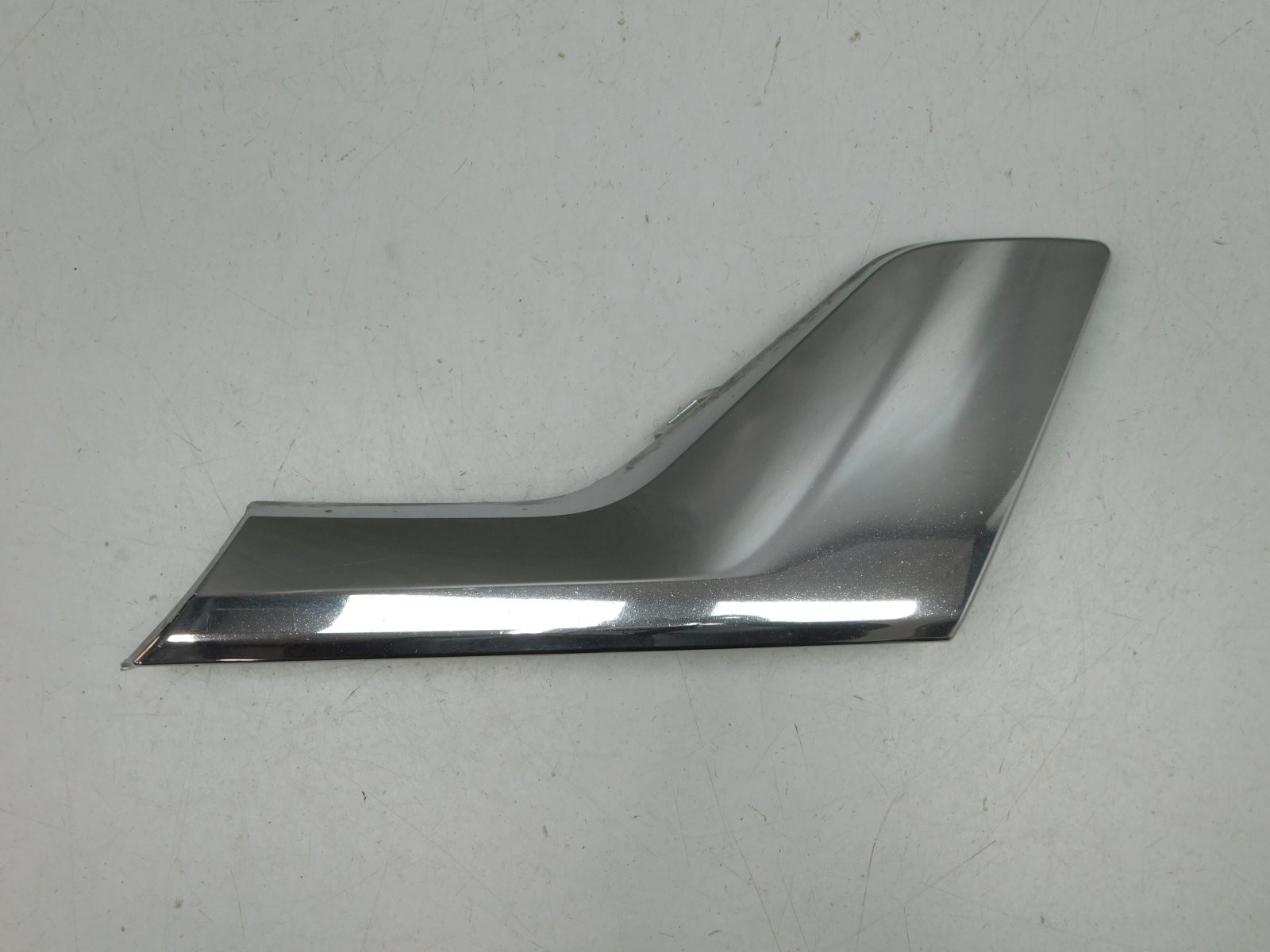 Накладка переднего бампера Haval Jolion 2021>