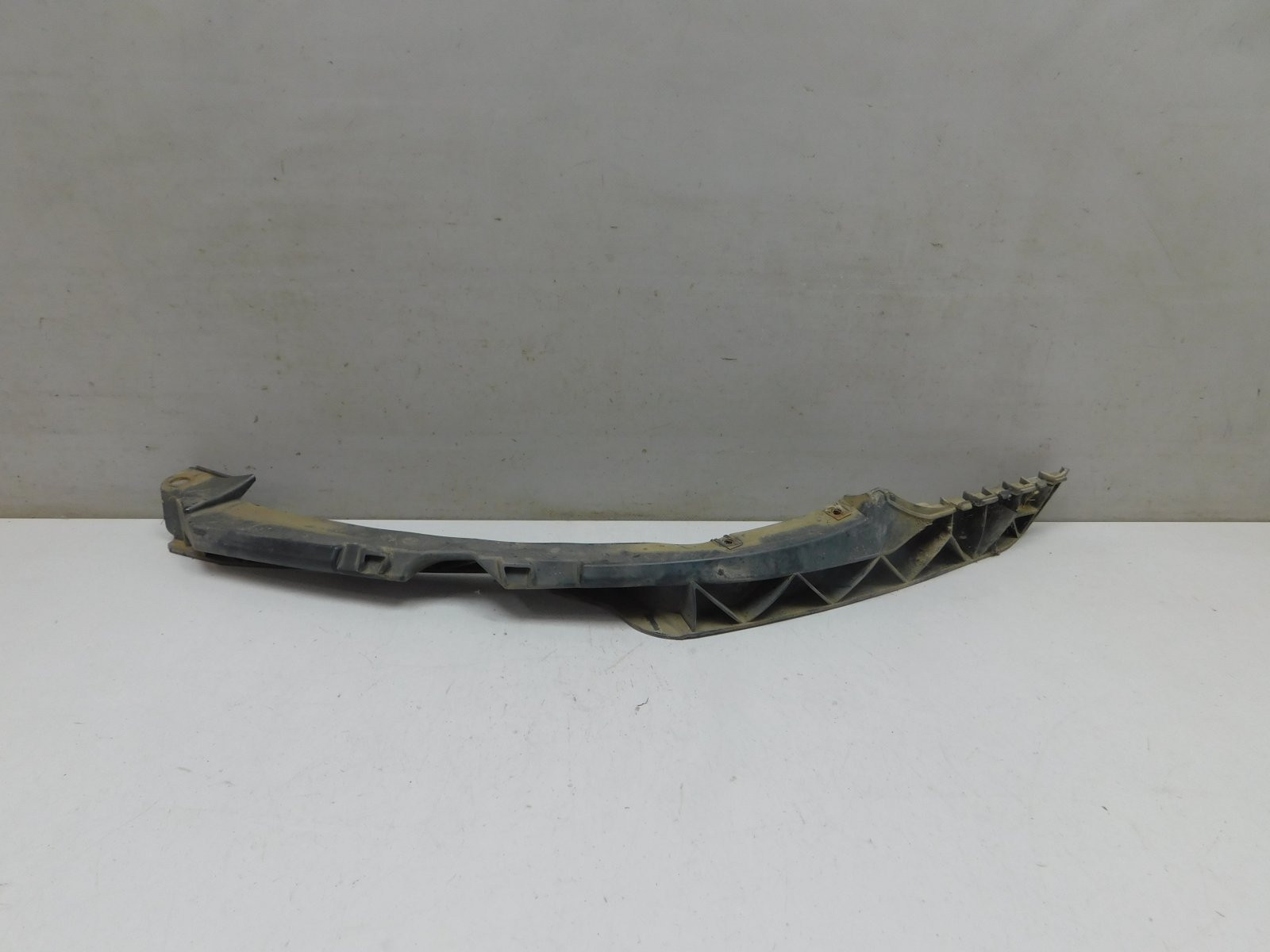 Кронштейн переднего бампера Skoda Octavia II (A5 1Z) 2004-2013