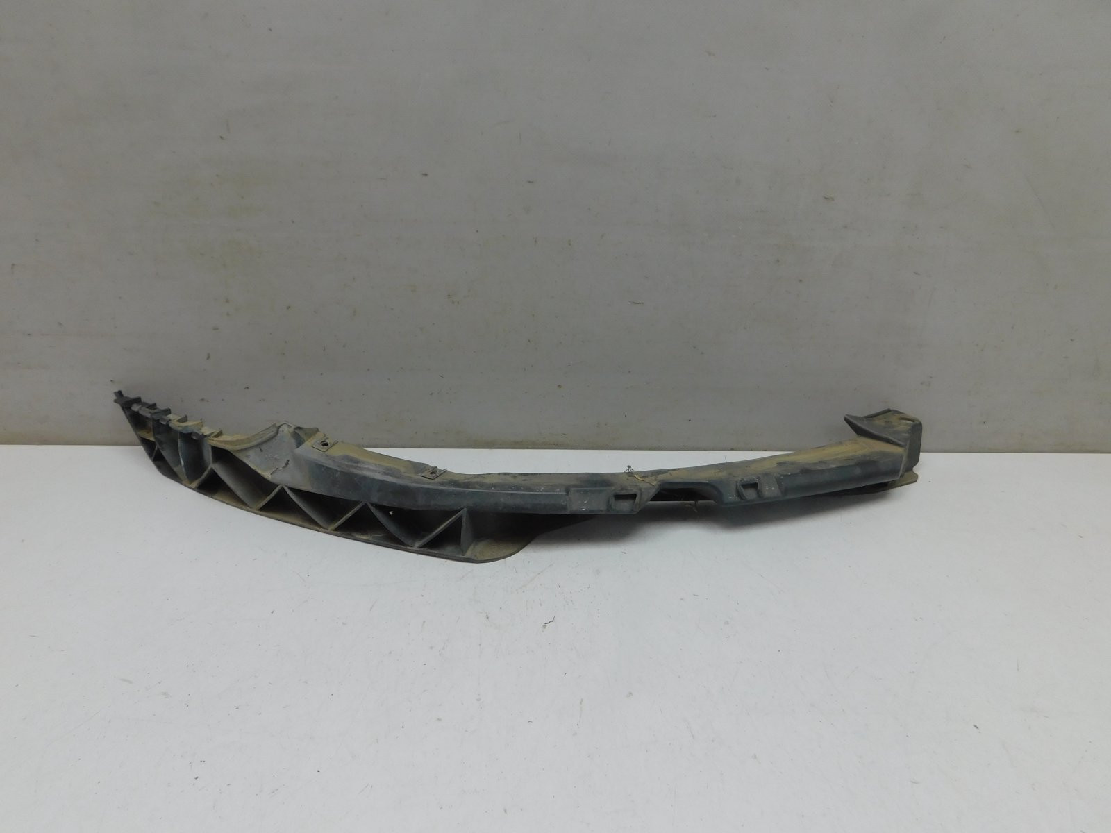 Кронштейн переднего бампера Skoda Octavia II (A5 1Z) 2004-2013