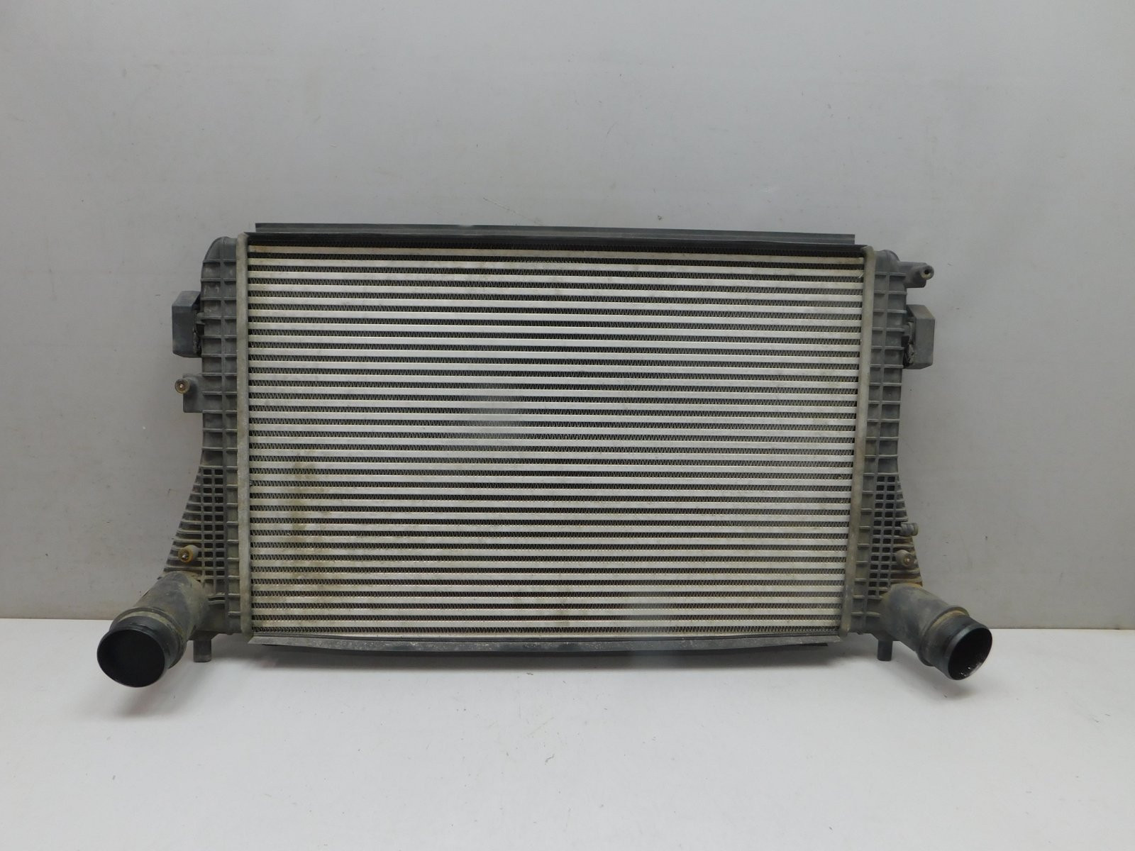 Интеркулер Skoda Octavia II (A5 1Z) 2004-2013