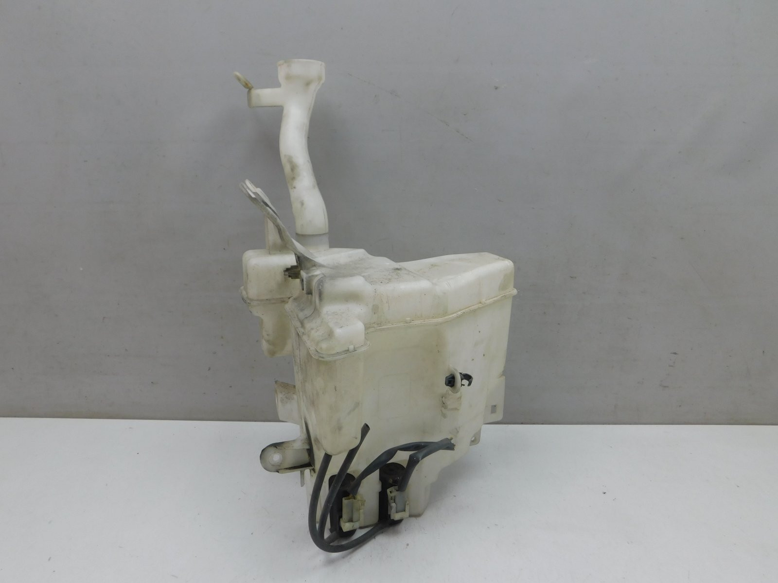 Бачок омывателя лобового стекла Suzuki Grand Vitara 2006>