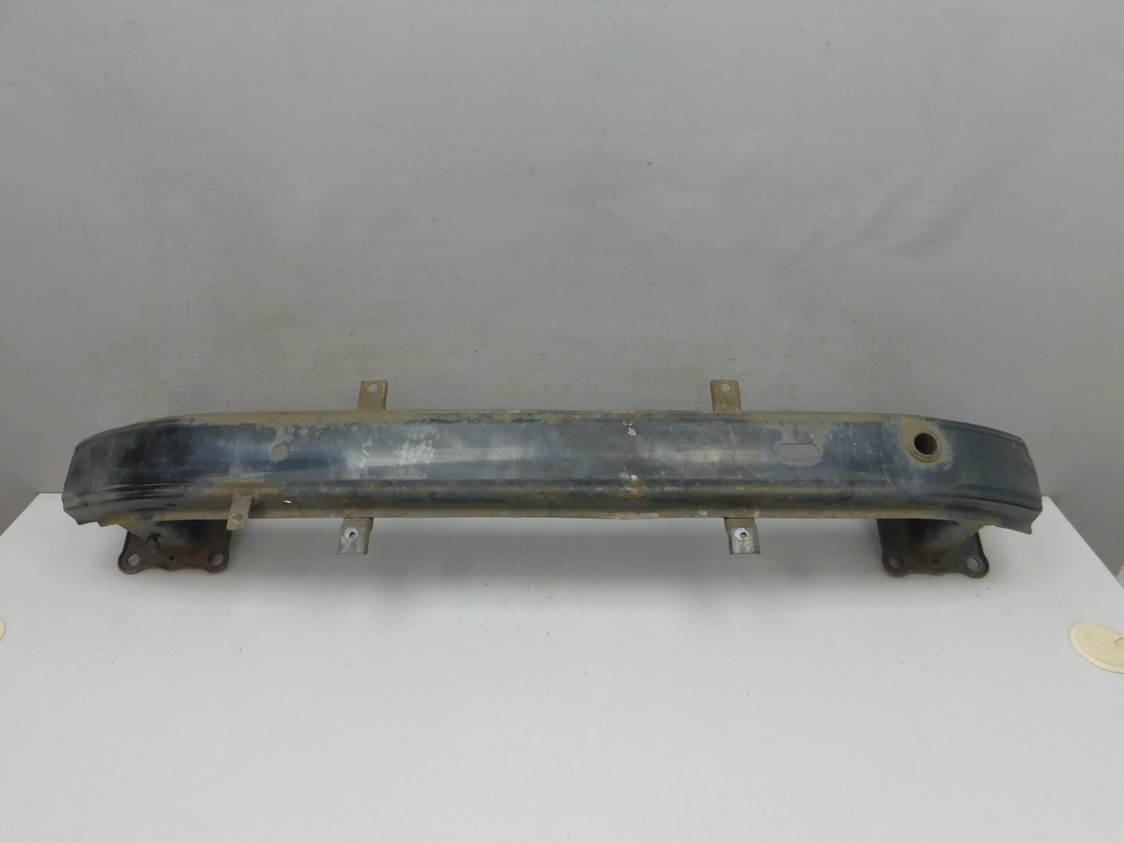 Усилитель переднего бампера Kia Sportage 2010-2015