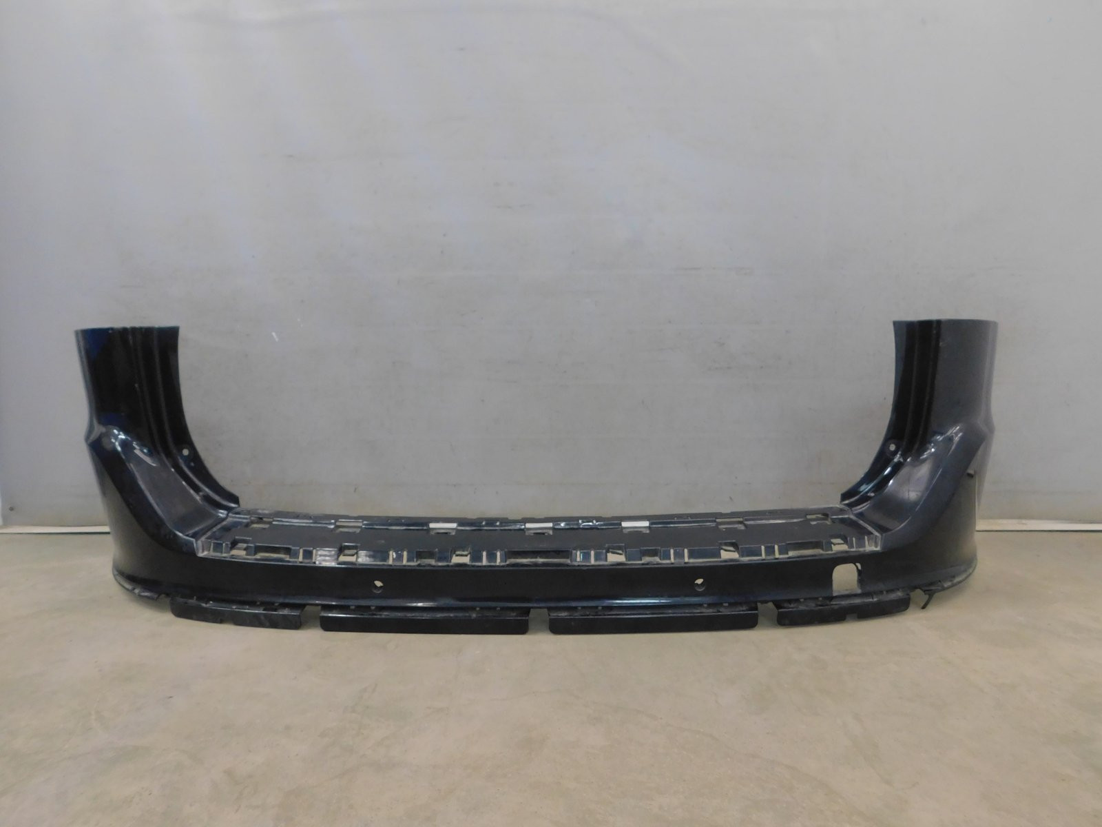 Бампер задний Volvo XC60 2008-2017