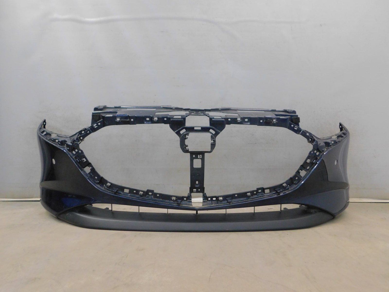 Бампер передний Mazda 3 (BP) 2019>