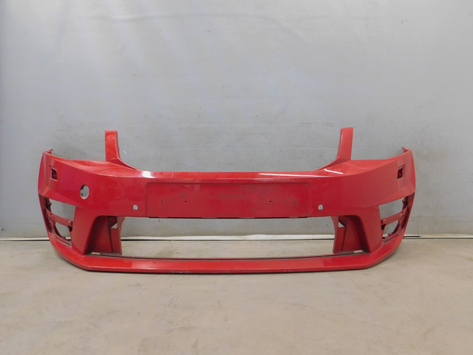 Бампер передний Skoda Octavia III (A7) 2013-2020