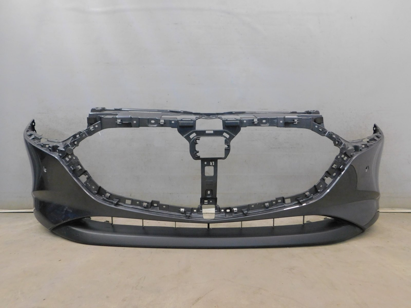 Бампер передний Mazda 3 (BP) 2019>