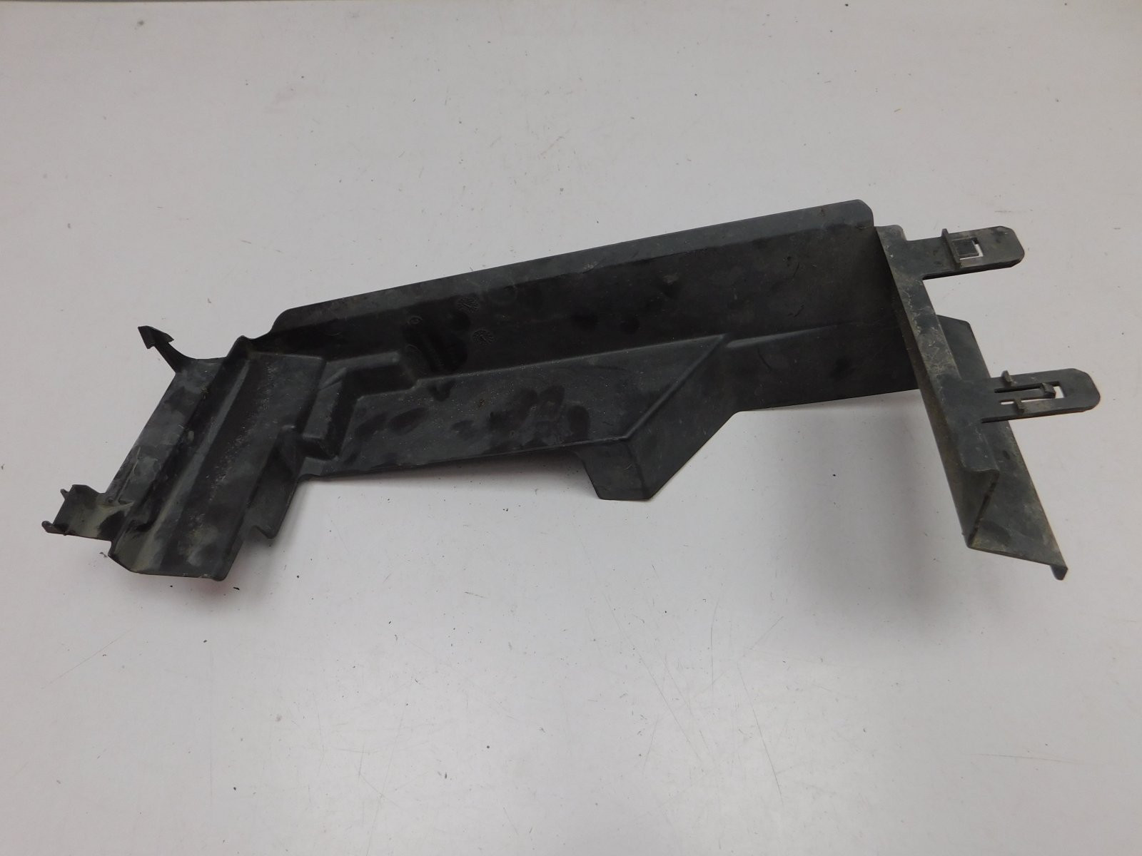 Воздуховод радиатора Ford Focus III 2011>