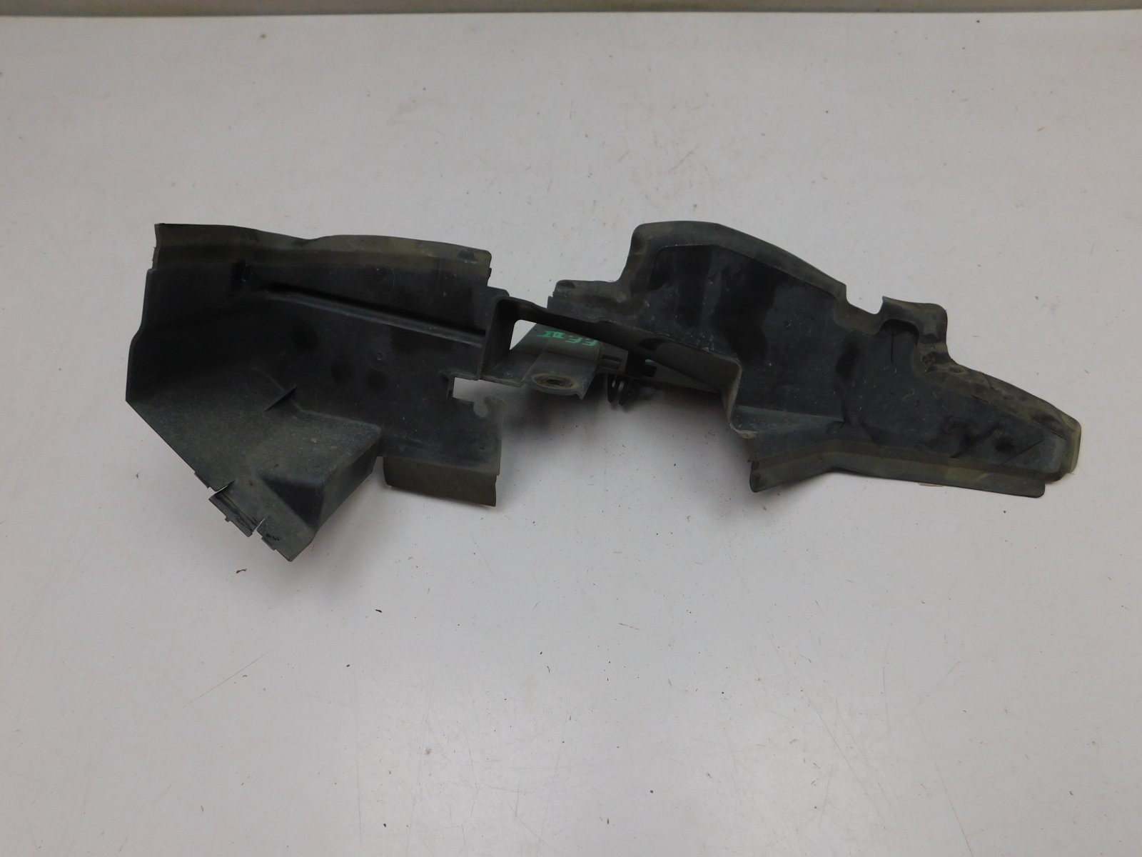 Воздуховод радиатора Ford Focus III 2011>